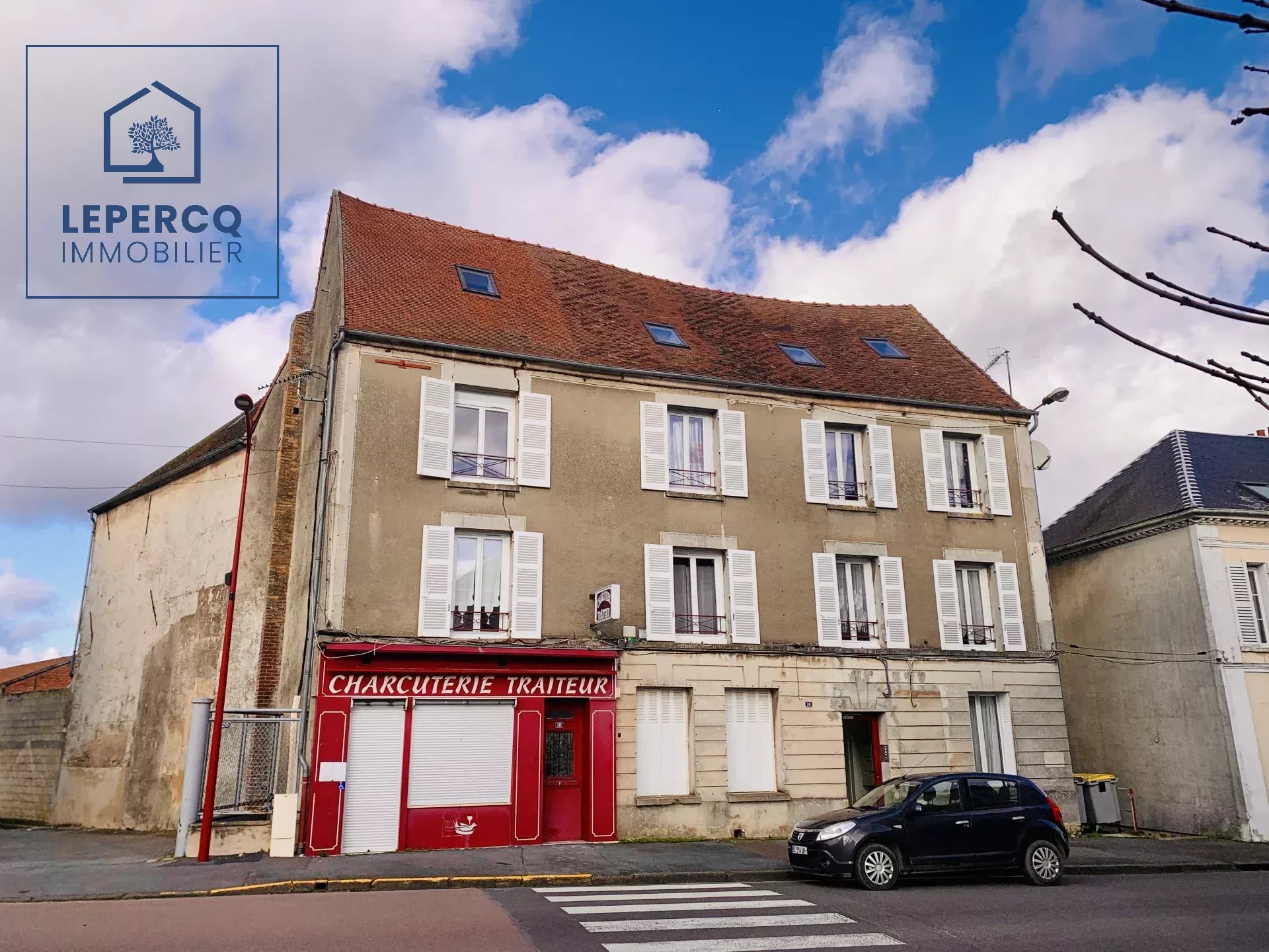 Sale Building Villers-Cotterêts