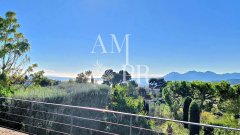 Luxury Sea View Villa Le Cannet | 6-Bed Family Estate Cannes — photo 2 of 7