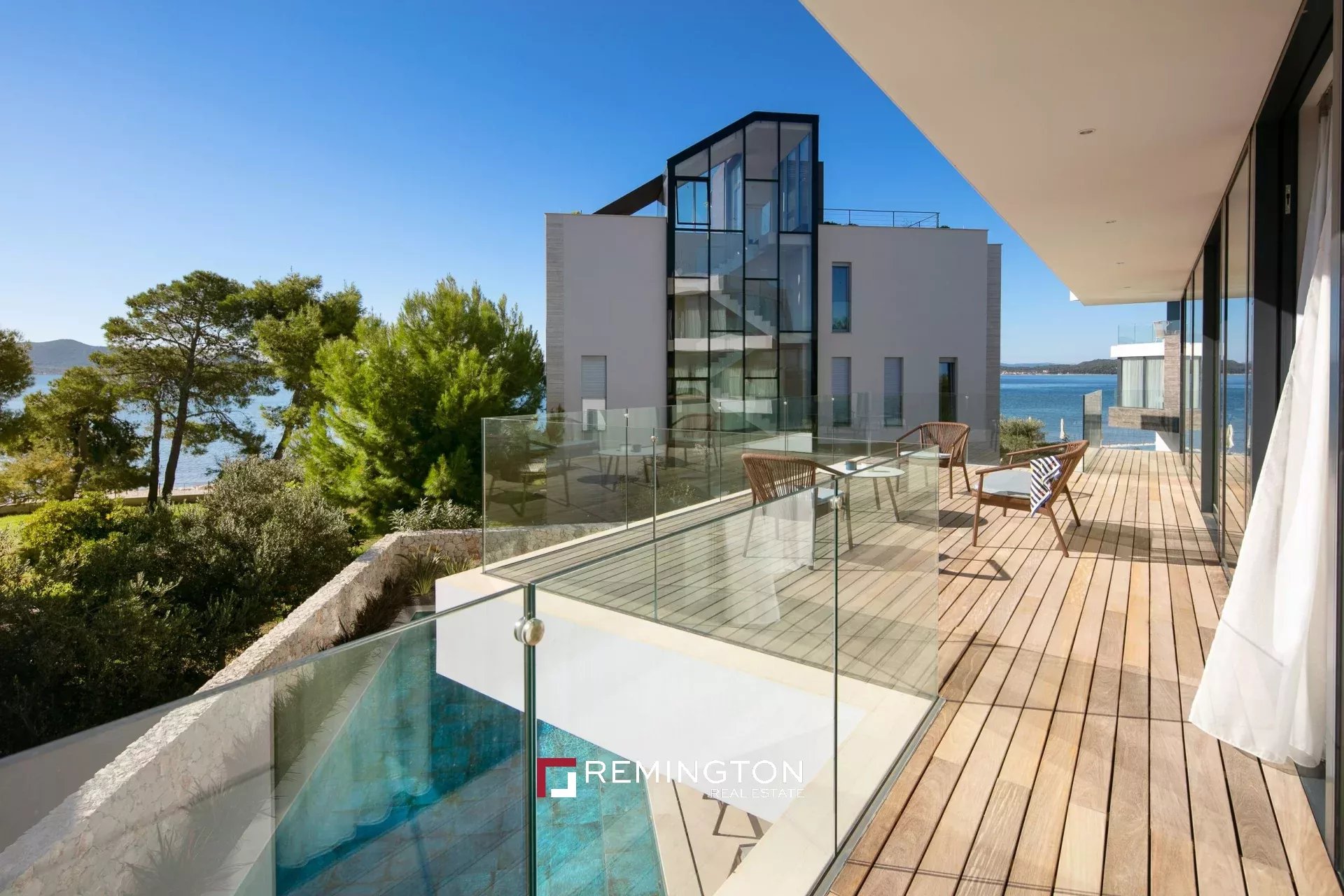 4 Bedroom Villa/Townhouse's Image 8