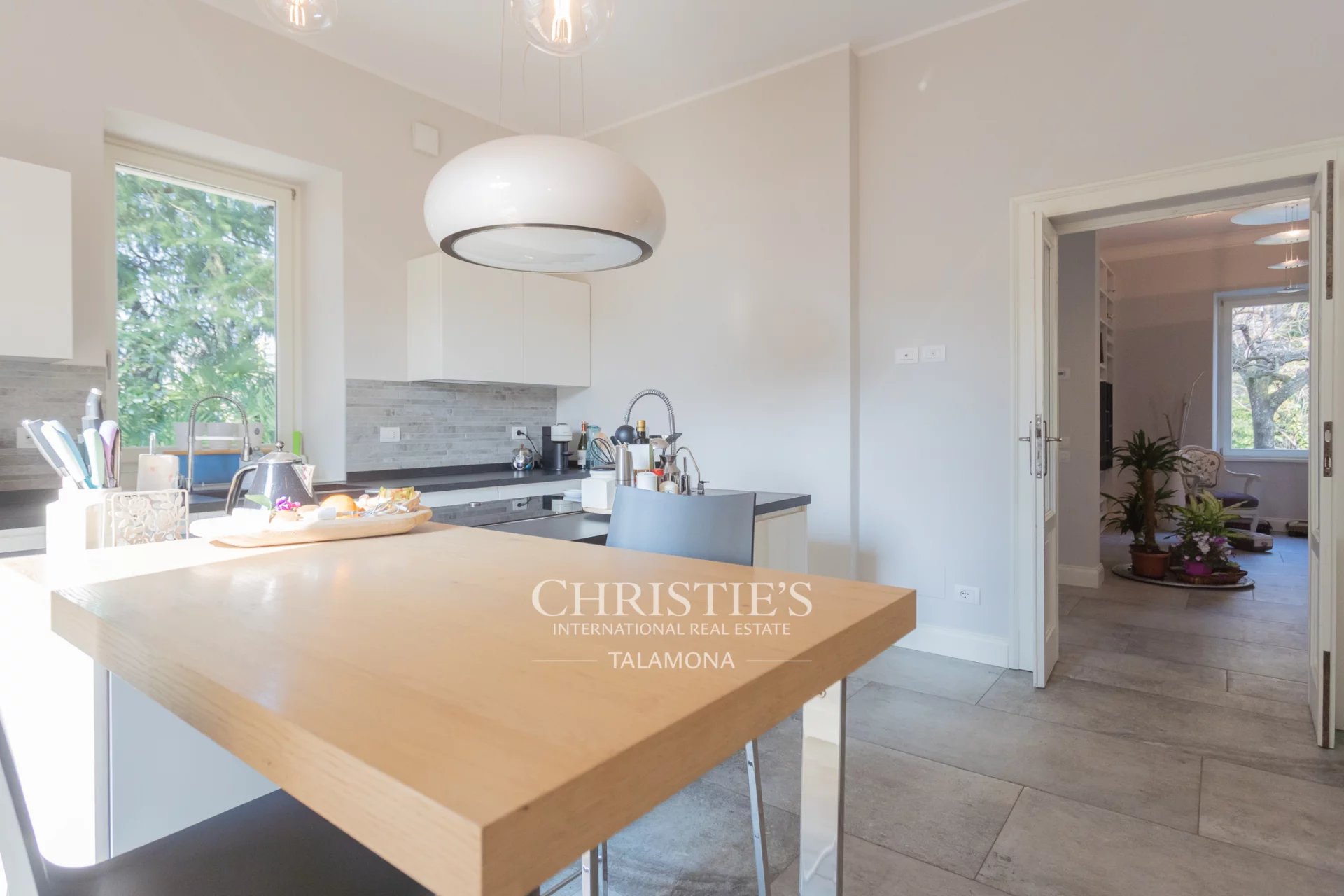 3 Bedroom Villa/Townhouse's Image 39