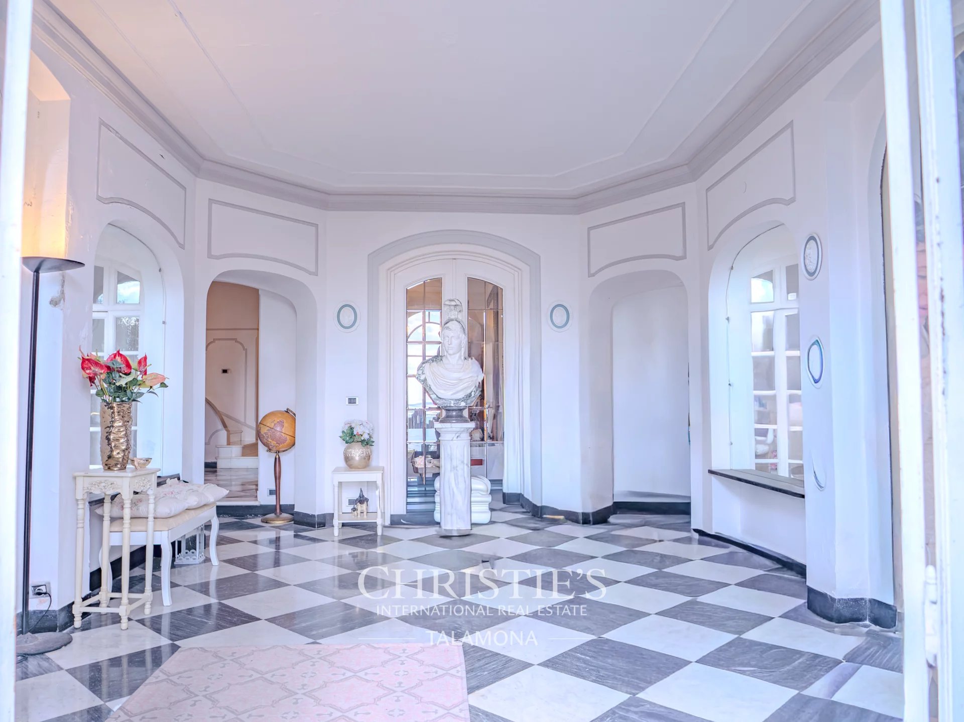Apartment/Flat's Image 14