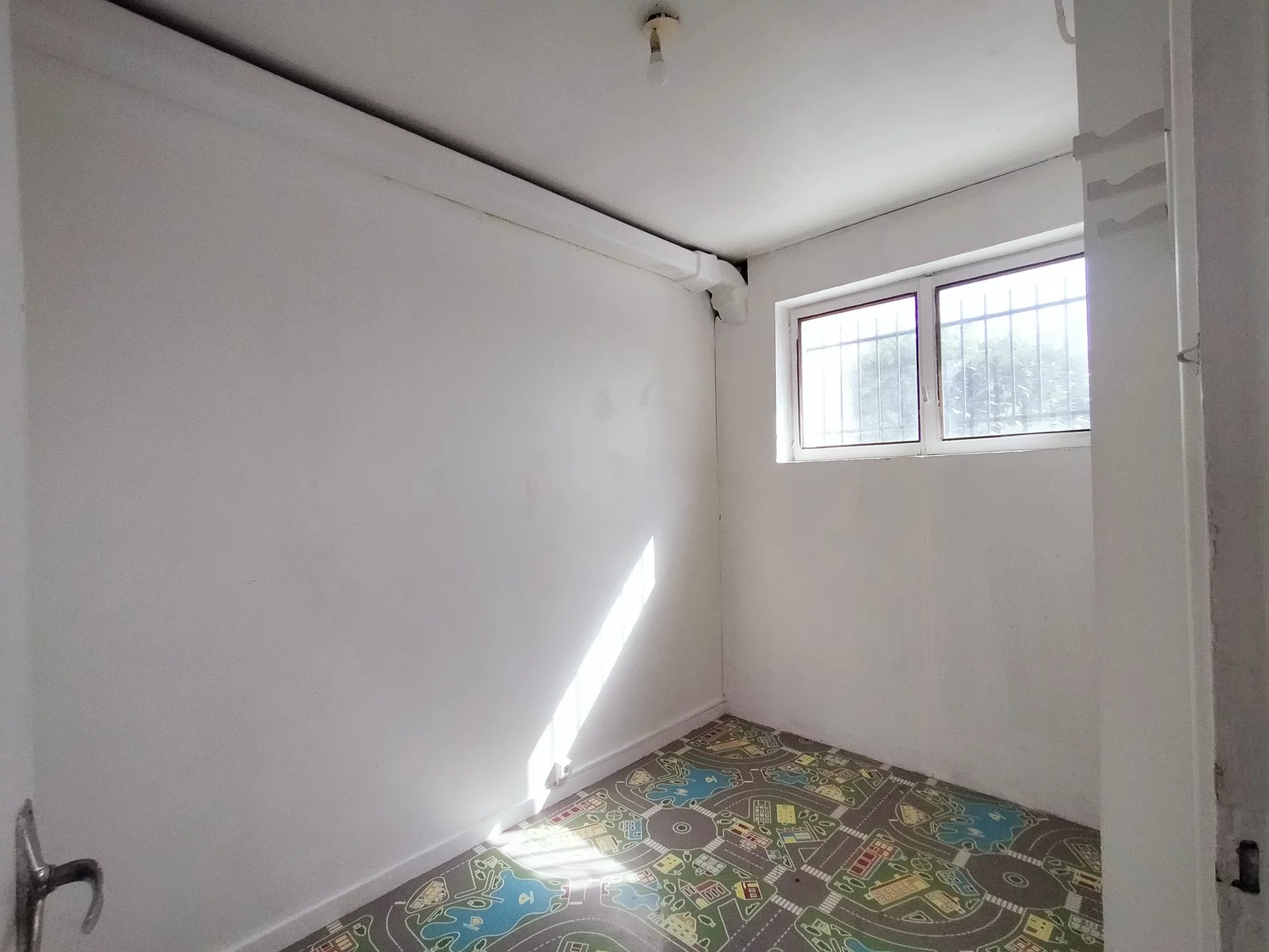 2681592 Location Meyzieu