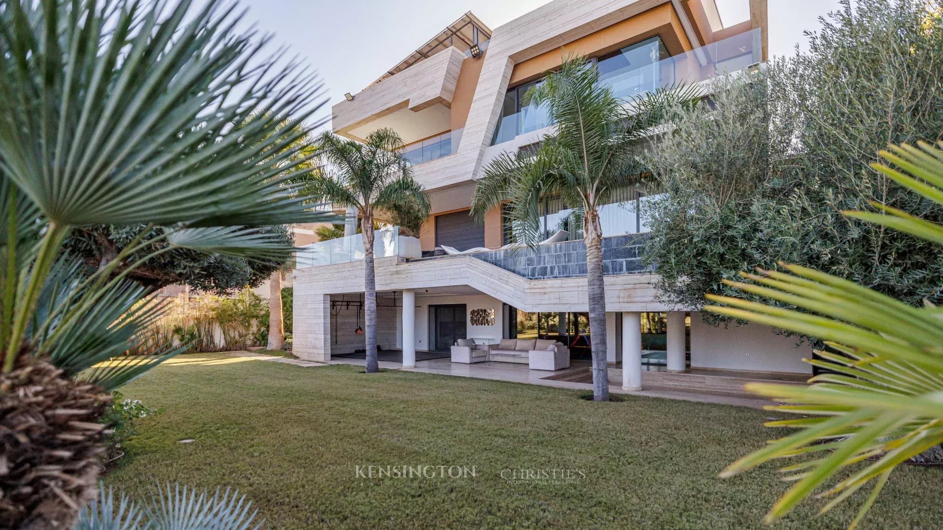 5 Bedroom Villa/Townhouse's Image 36