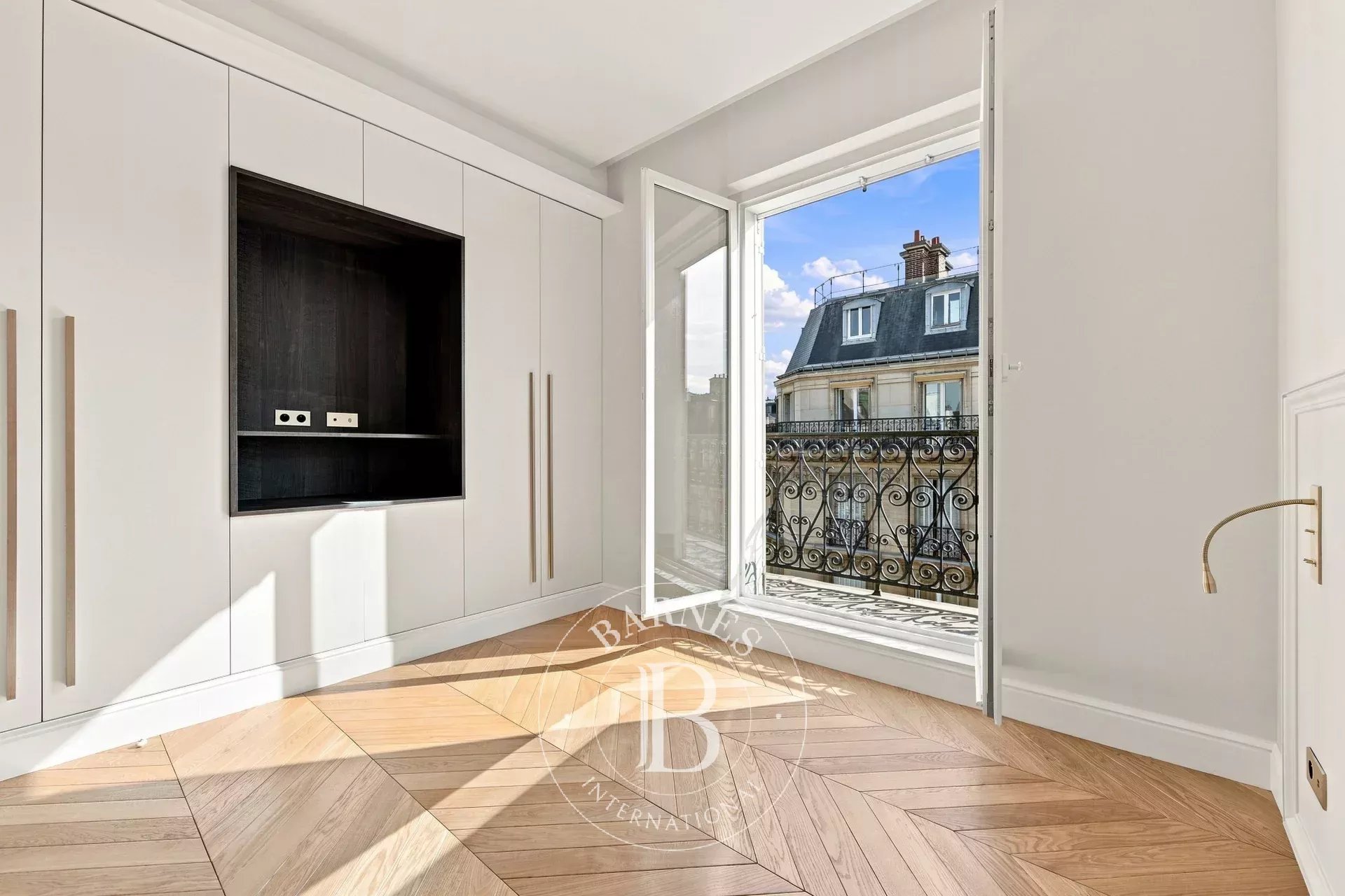 Paris  - Apartment 3 Bedrooms - picture 10