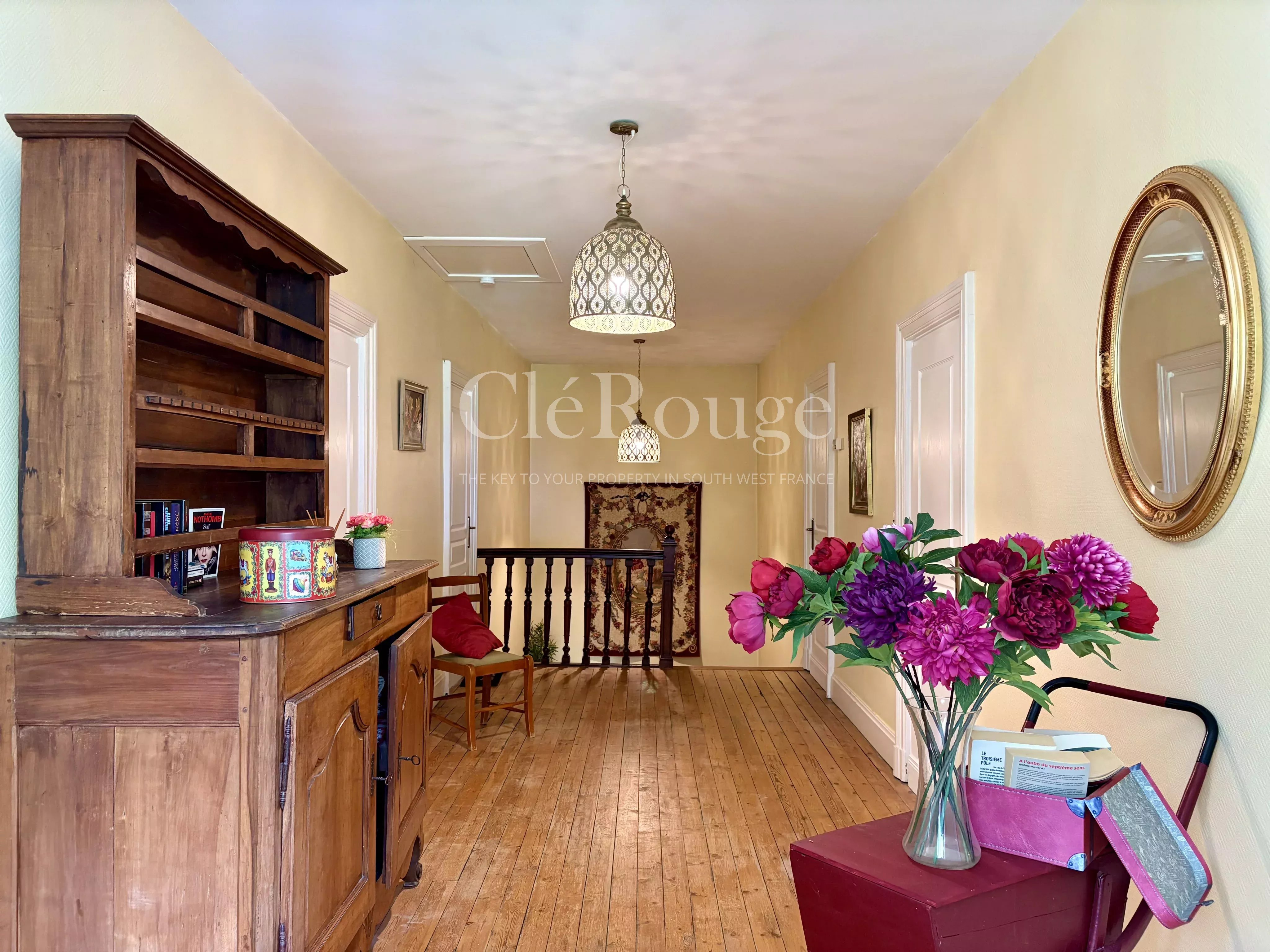 Au coeur d'Agen  Élégante demeure en pierre avec gîte, piscine et la liberté de créer, d'y vivre ou de louer.