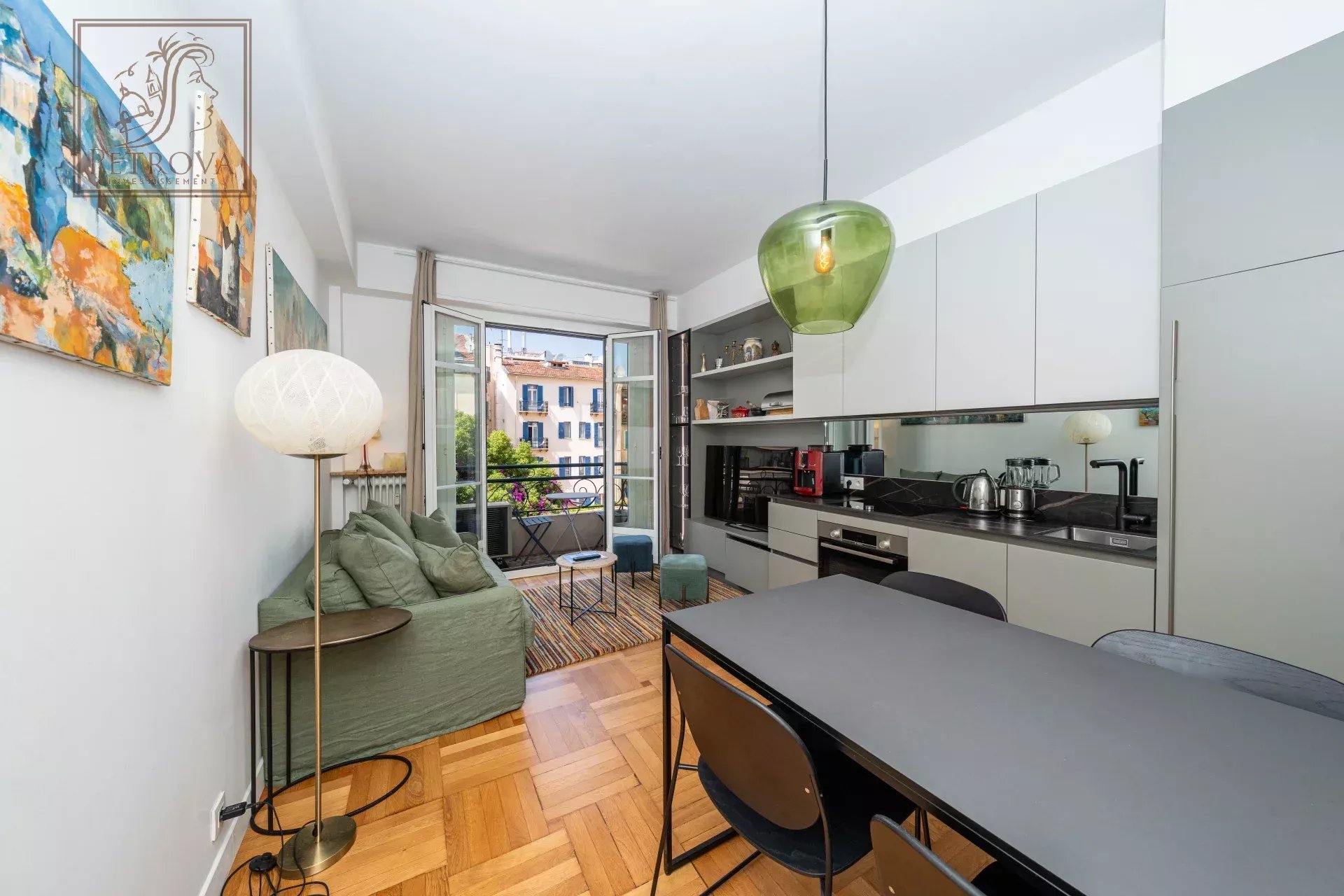 Agence immobilière de 