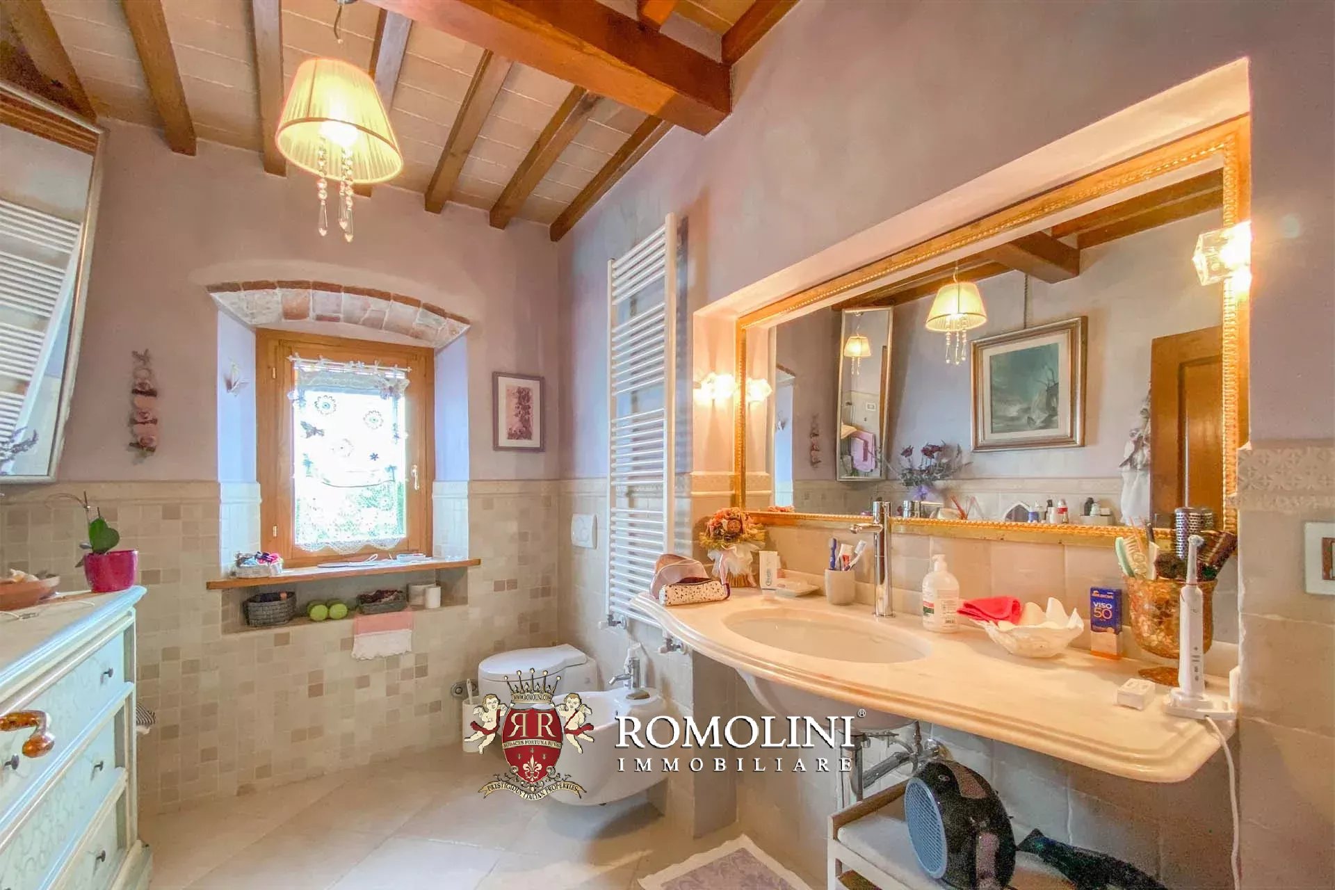 4 Bedroom Villa/Townhouse's Image 12