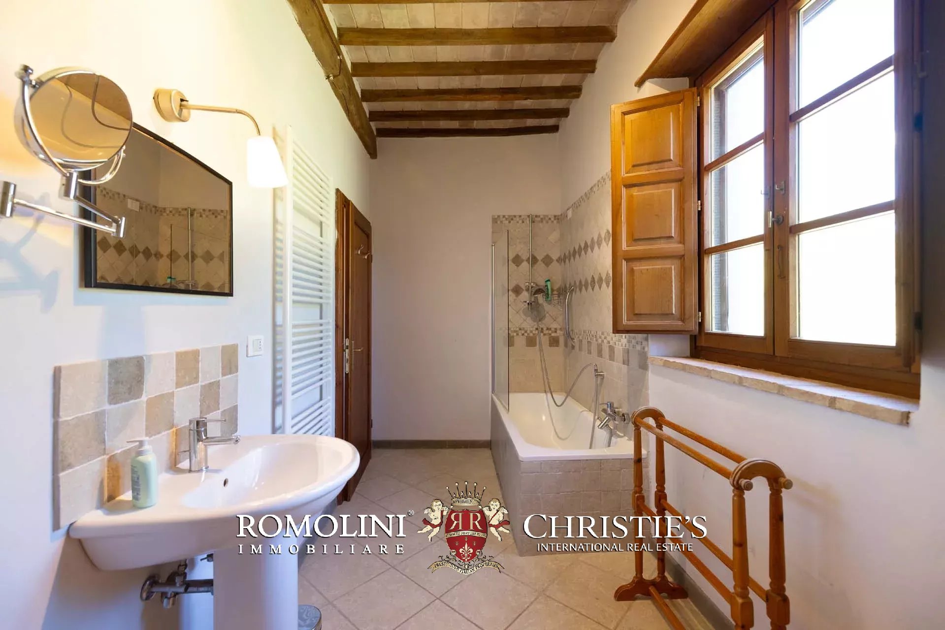 9 Bedroom Villa/Townhouse's Image 70