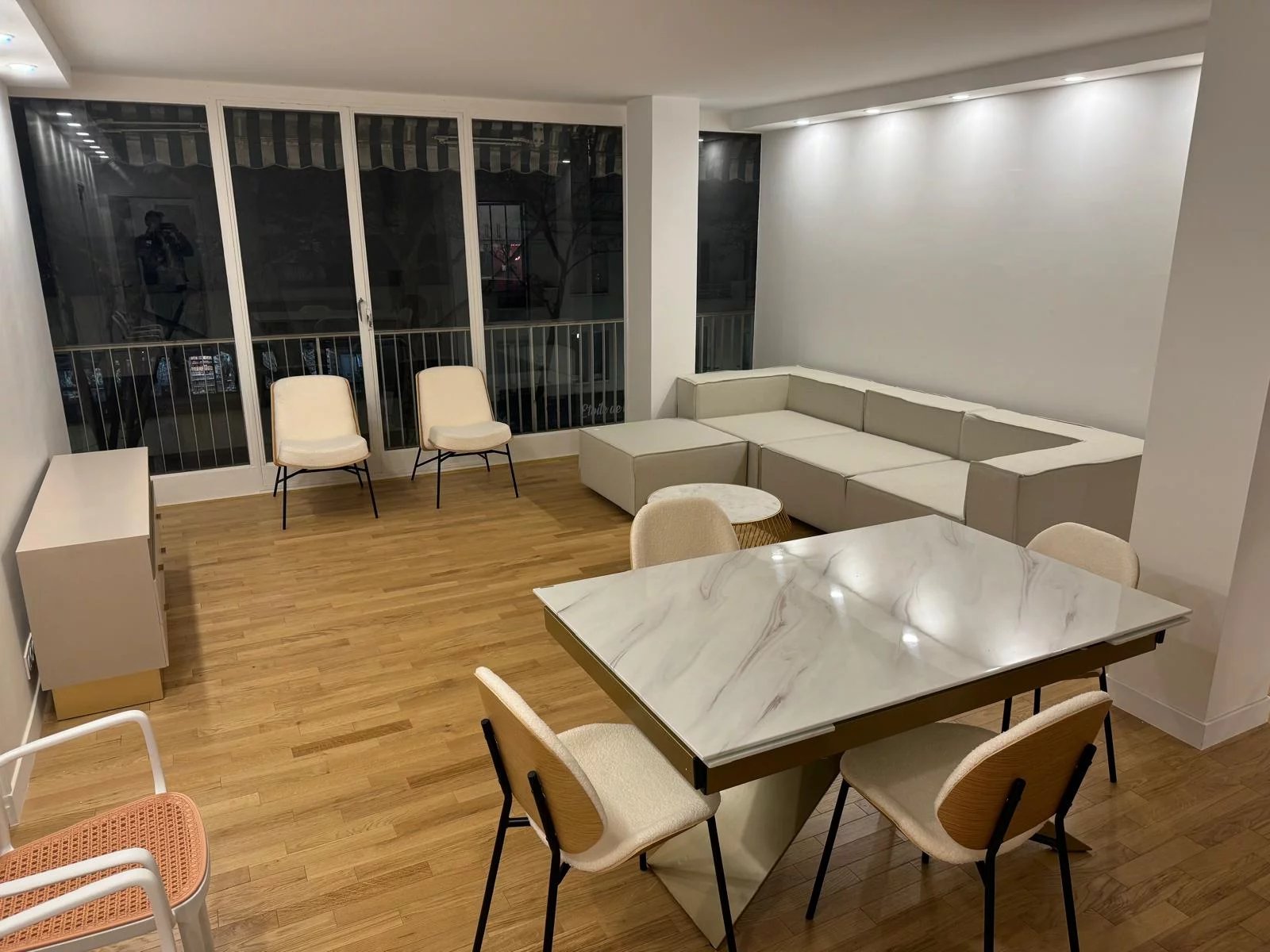 Boulogne Billancourt  - Appartement familial refait à neuf 4 chambre meublé