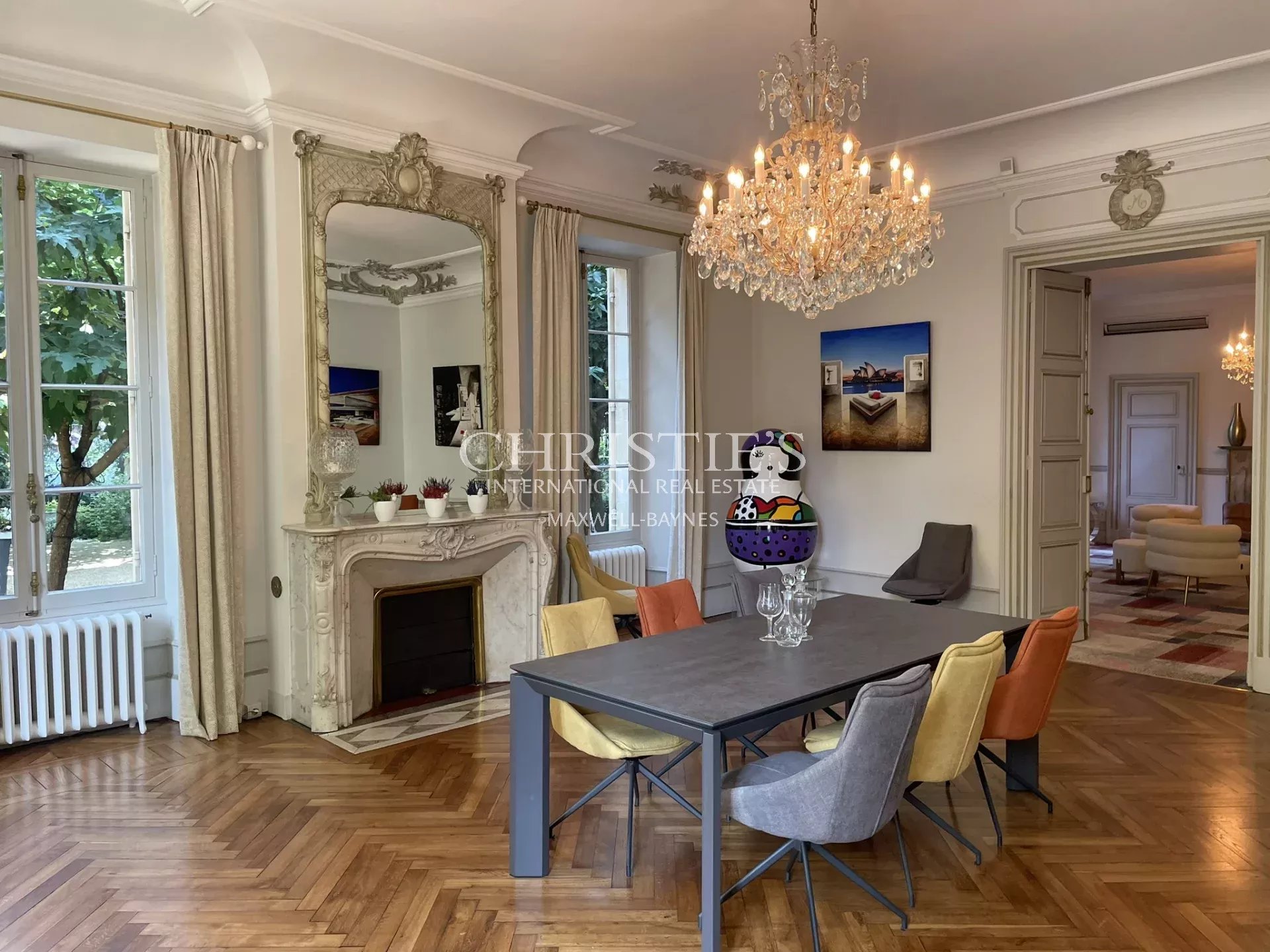 9 Bedroom Villa/Townhouse's Image 7