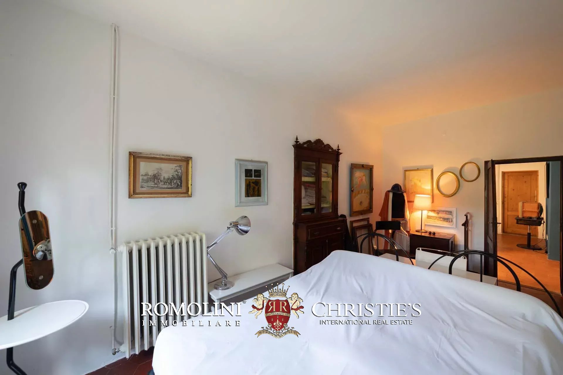 11 Bedroom Villa/Townhouse's Image 114