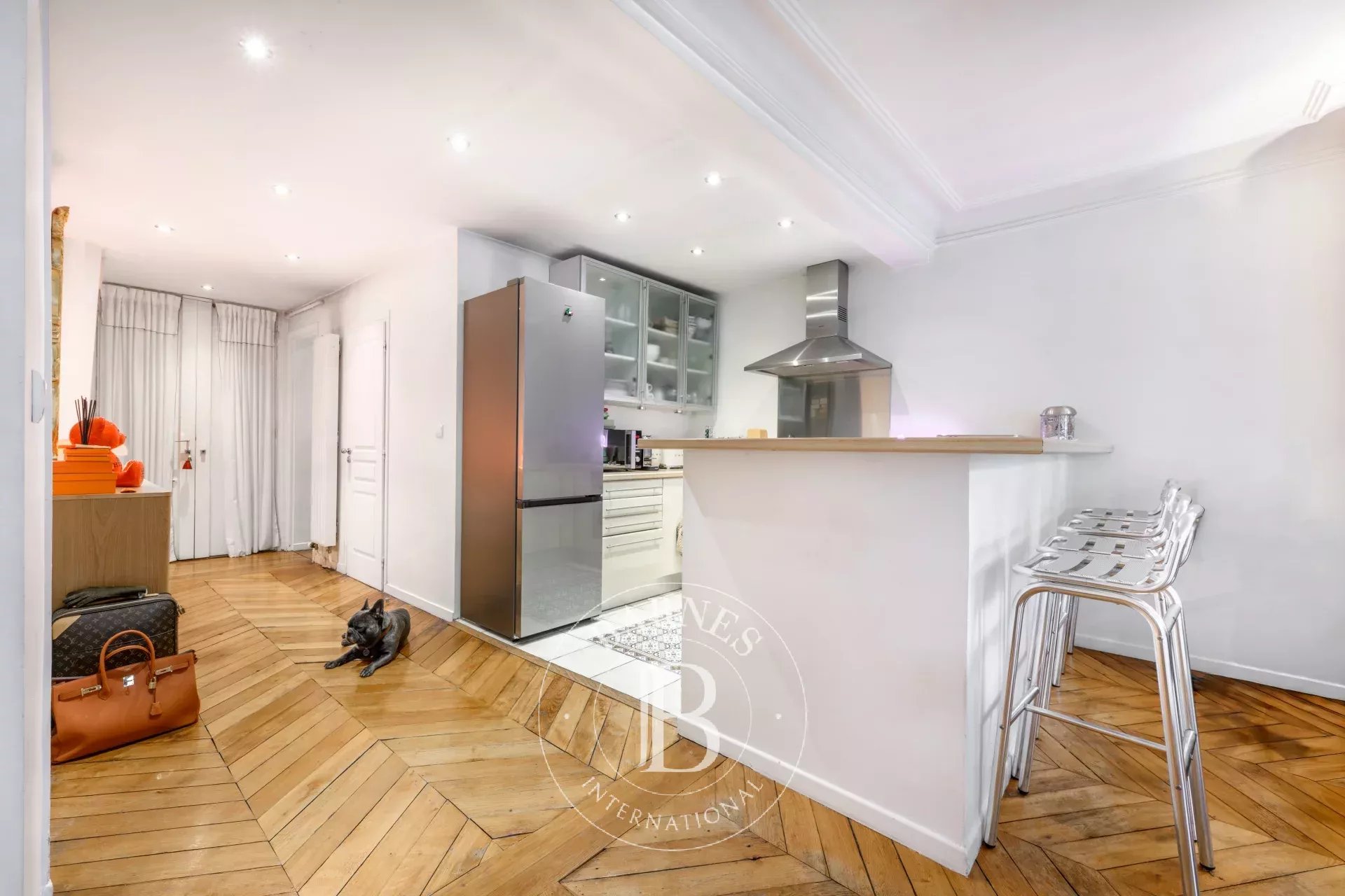 Daire Paris 8ème - picture 6