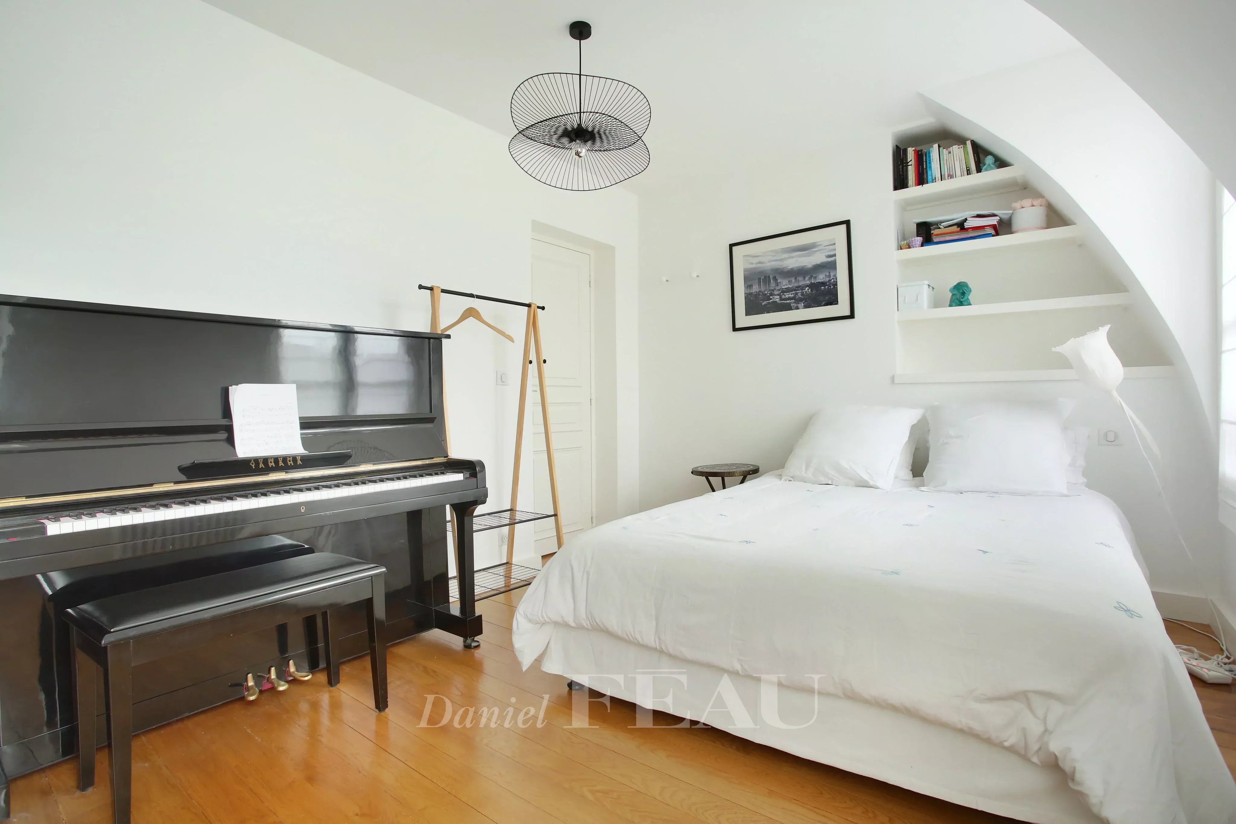 Bedroom Wooden floor