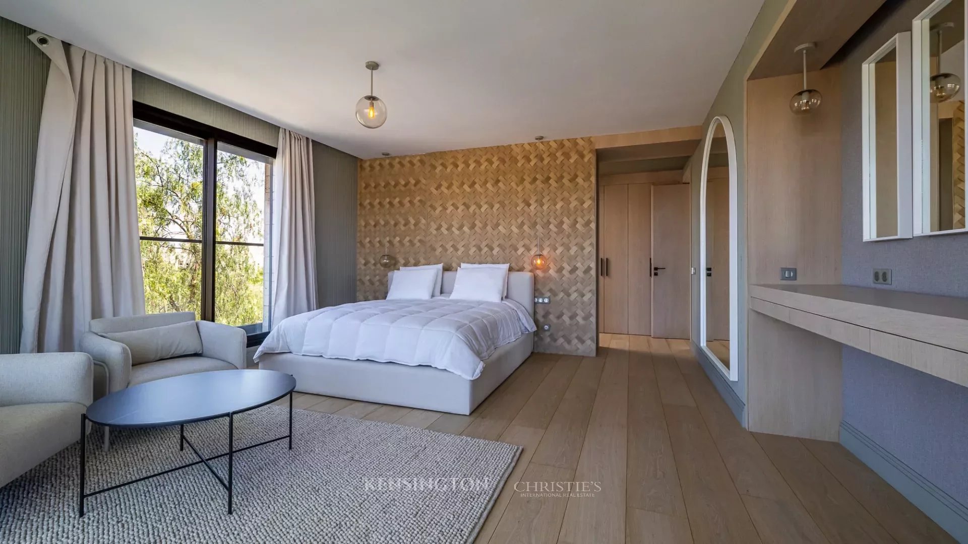 4 Bedroom Villa/Townhouse's Image 18