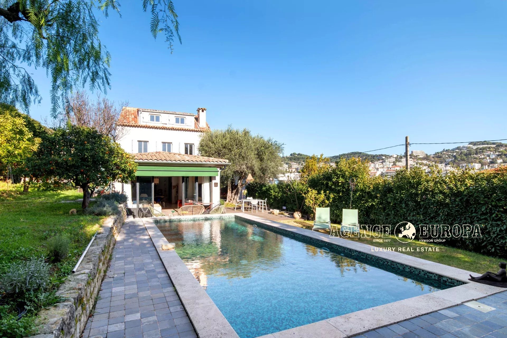 LE CANNET - CHARMING RENOVATED VILLA IN A QUIET LOCATION