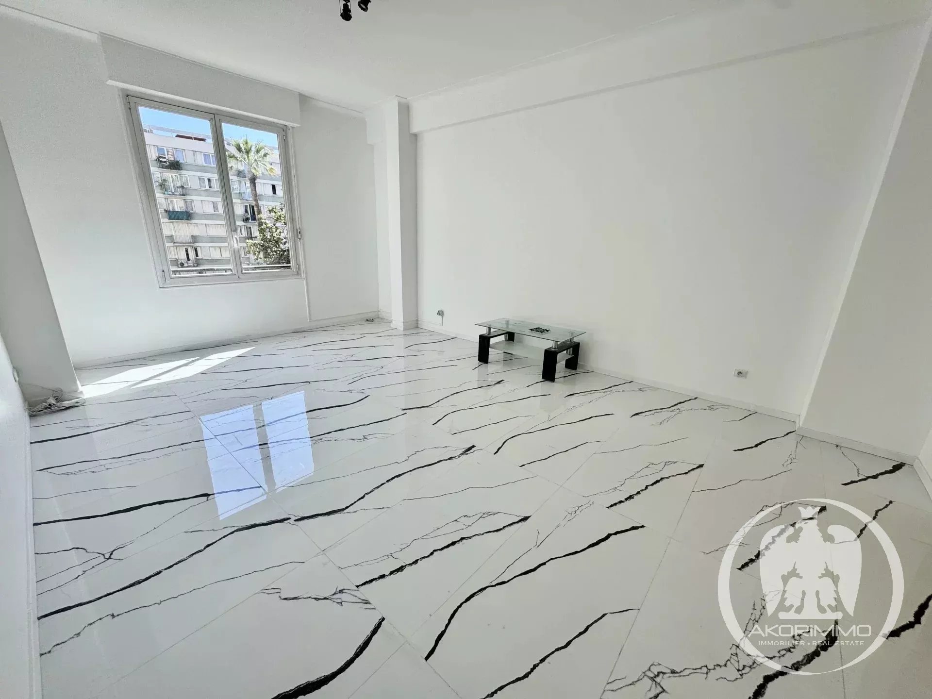 Centre ville / 3 pièces 103m2 refait à neuf avec balcon
