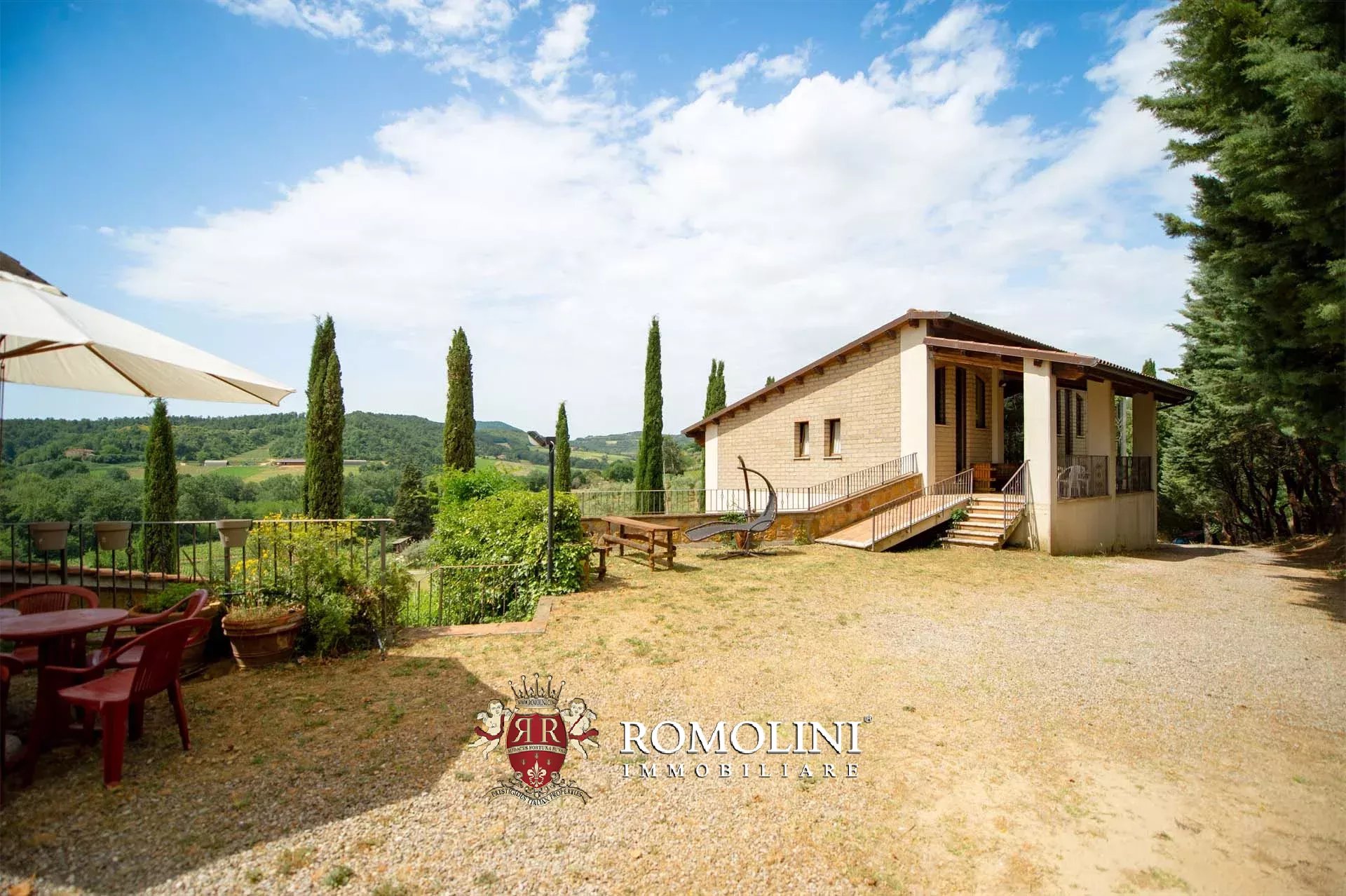2 Bedroom Vineyard's Image 13