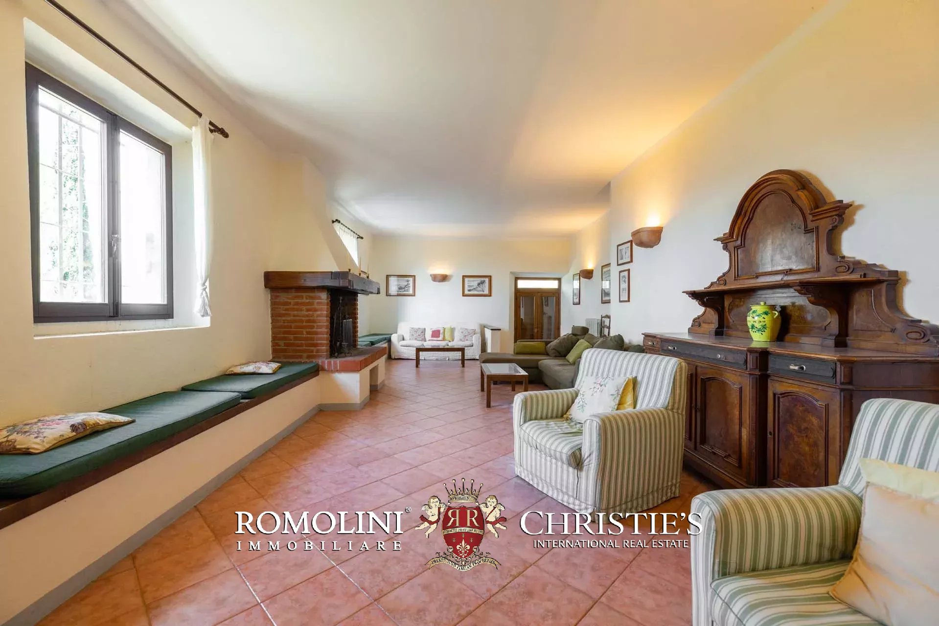 25 Bedroom Villa/Townhouse's Image 25