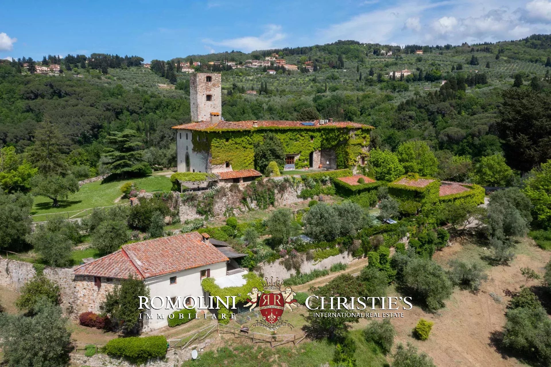 18 Bedroom Chateau's Image 7