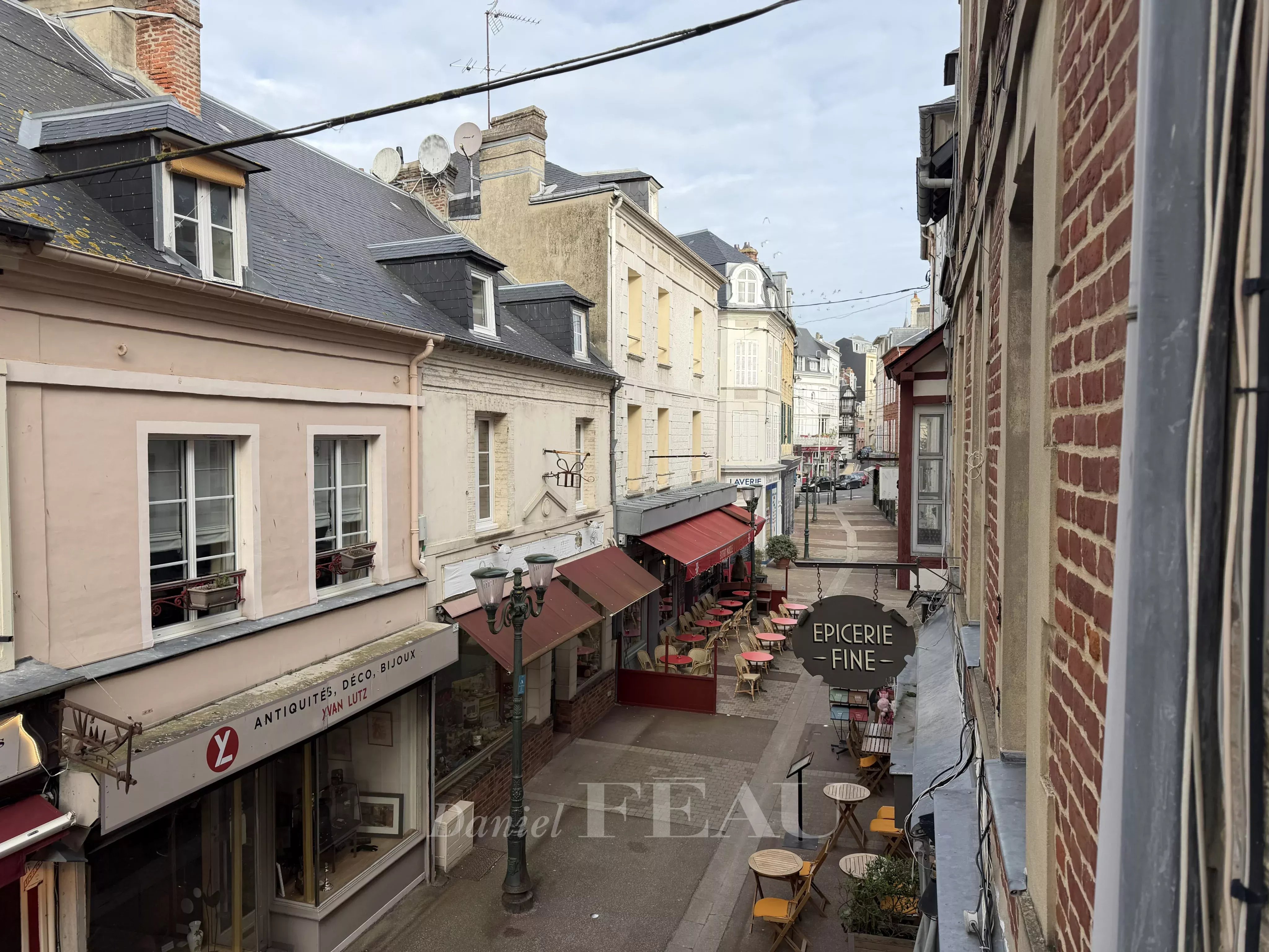 Charming 5-Room Townhouse – Rue des Bains – Central Trouville-sur-Mer