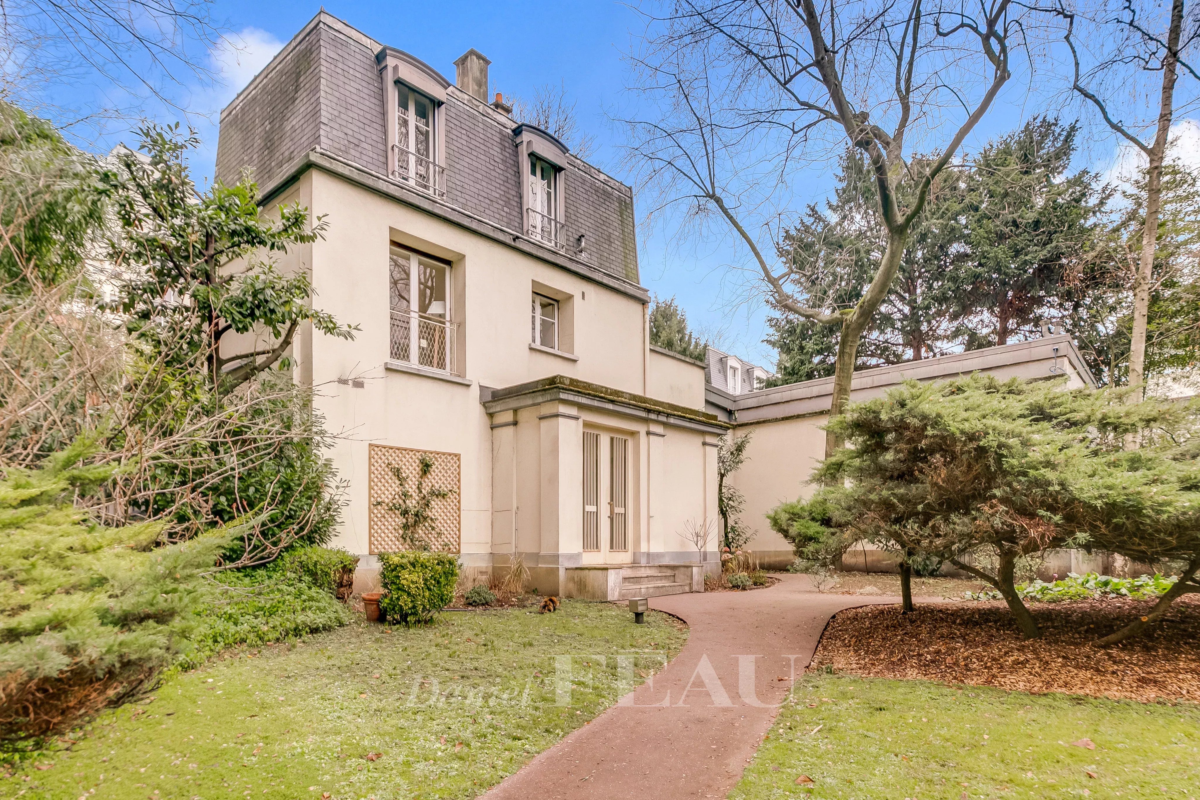 Location Appartement Paris 16ème