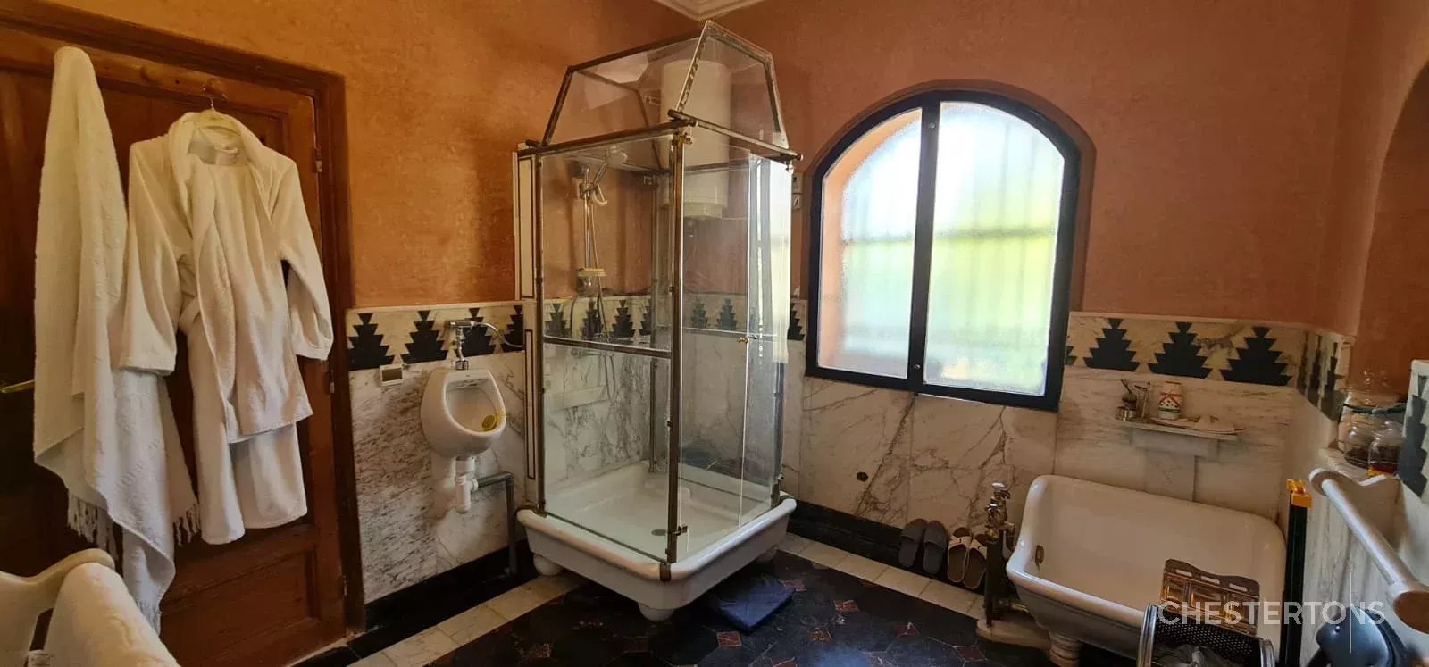 Image of Villa - 9 Bedrooms for Sale in Marrakech-Ménara-Marrakech-Morocco, Image 21