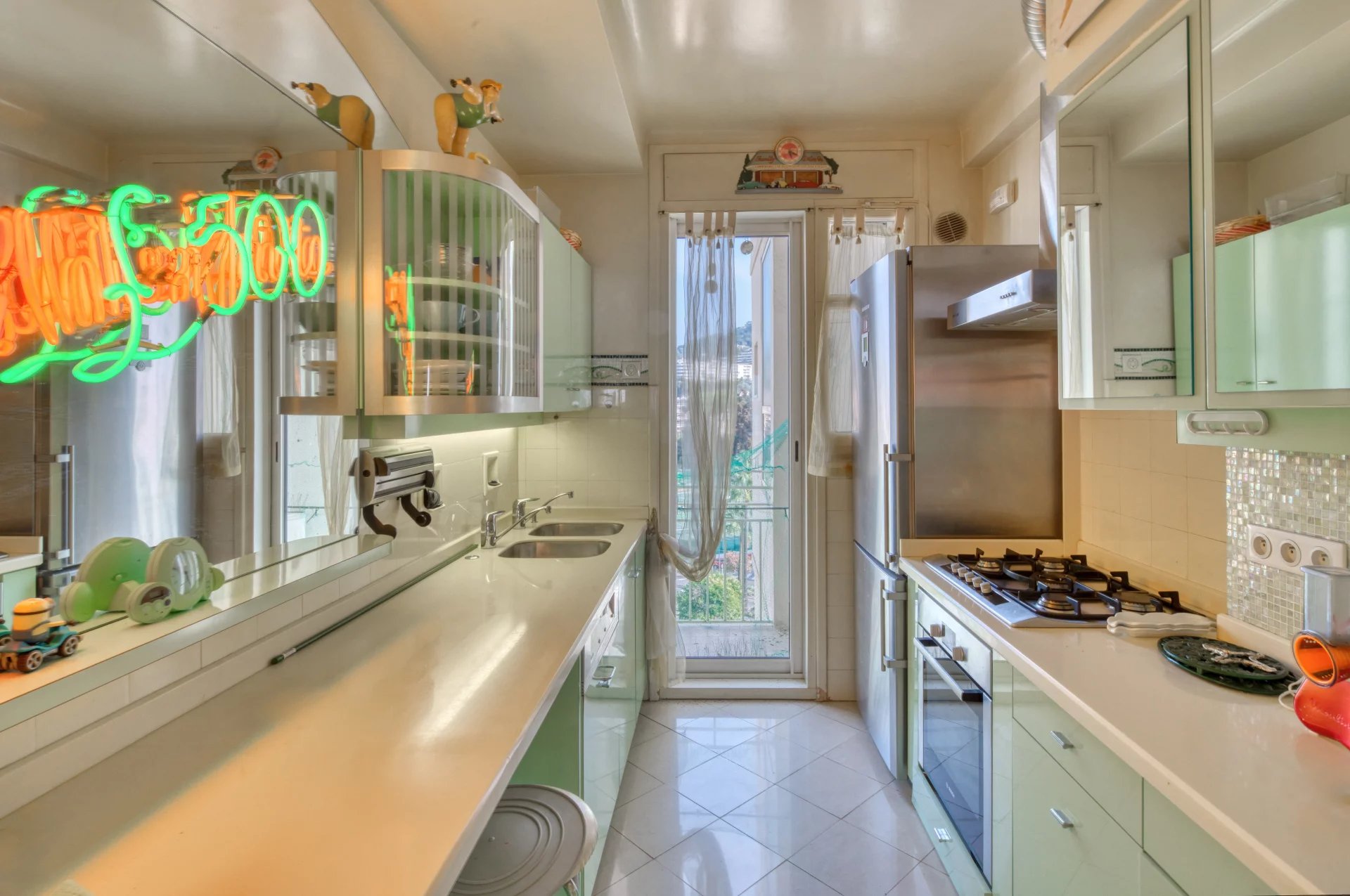 CANNES CROISETTE – APPARTEMENT DE PRESTIGE 270 M² AVEC TERRASSE ET VUE MER PANORAMIQUE