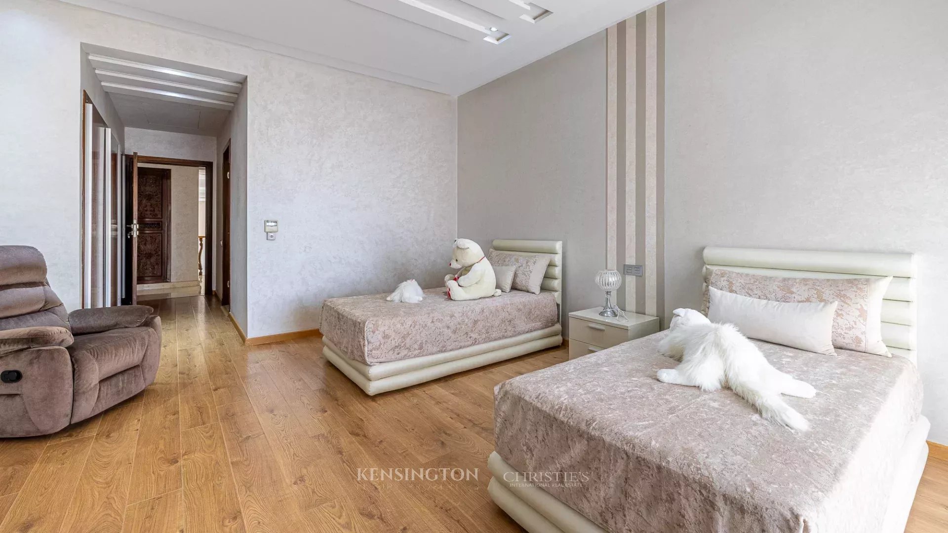 9 Bedroom Villa/Townhouse's Image 34