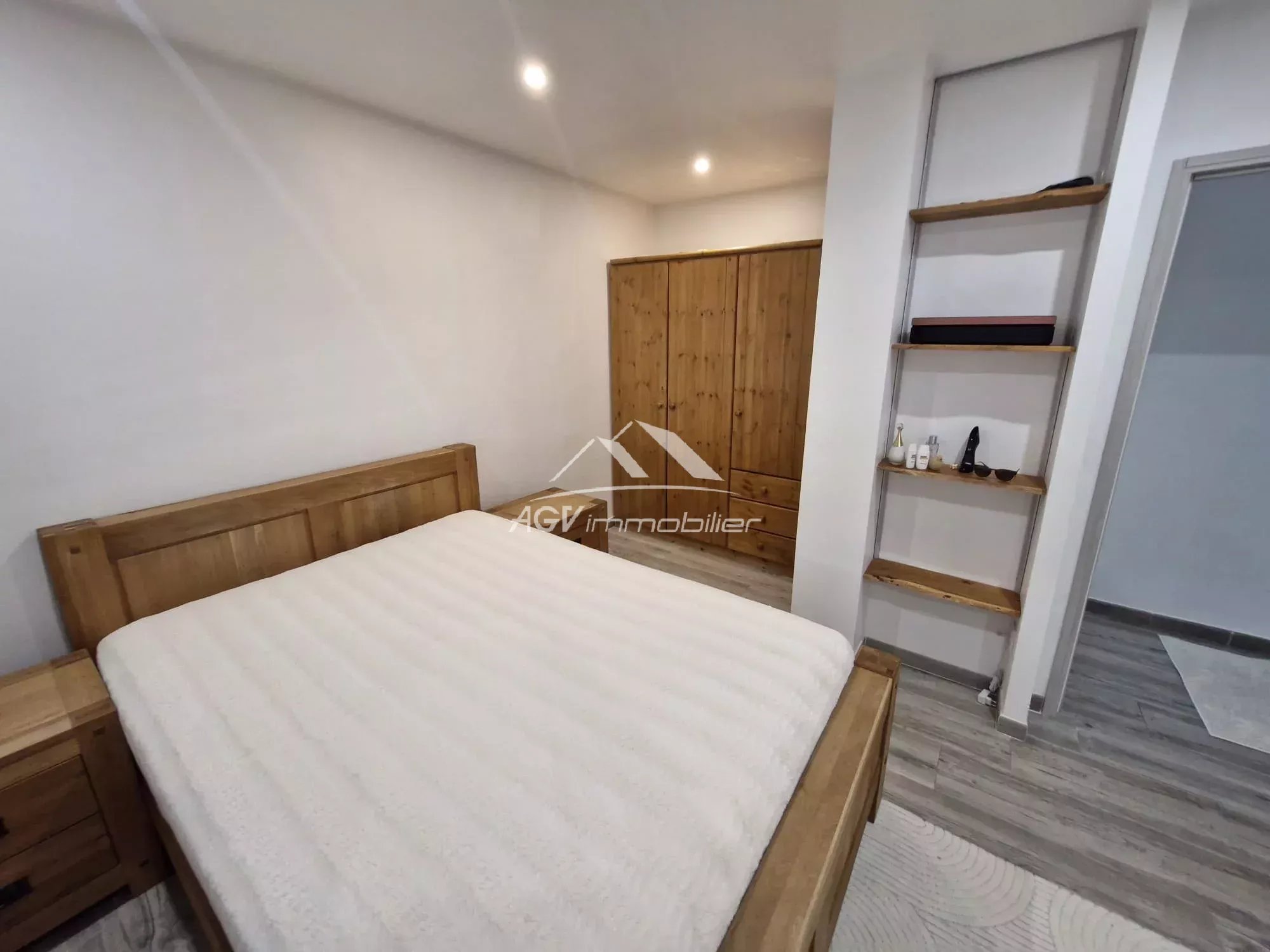 A Alès, maison 165 m², avec piscine garage, abris voiture et terrain de pétanque sur 1161 m² de terrain