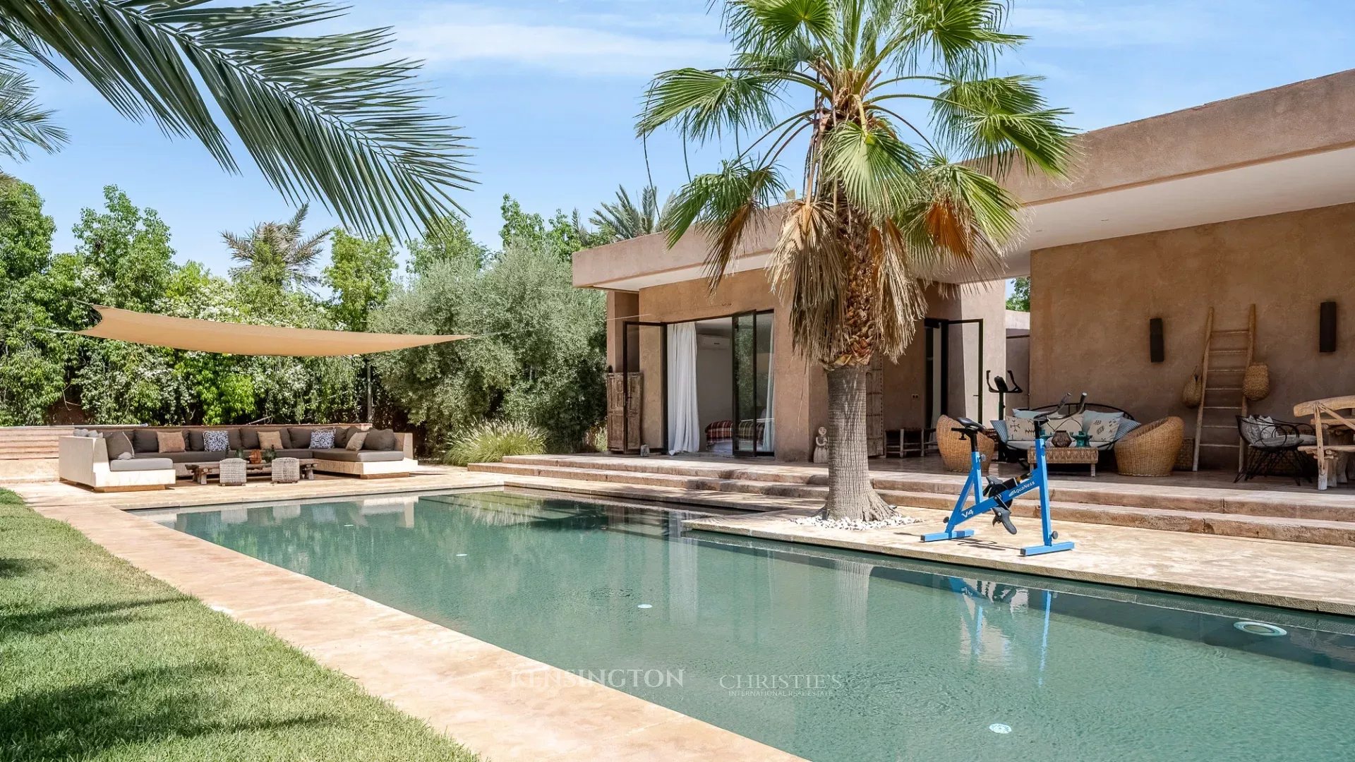 6 Bedroom Villa/Townhouse's Image 7