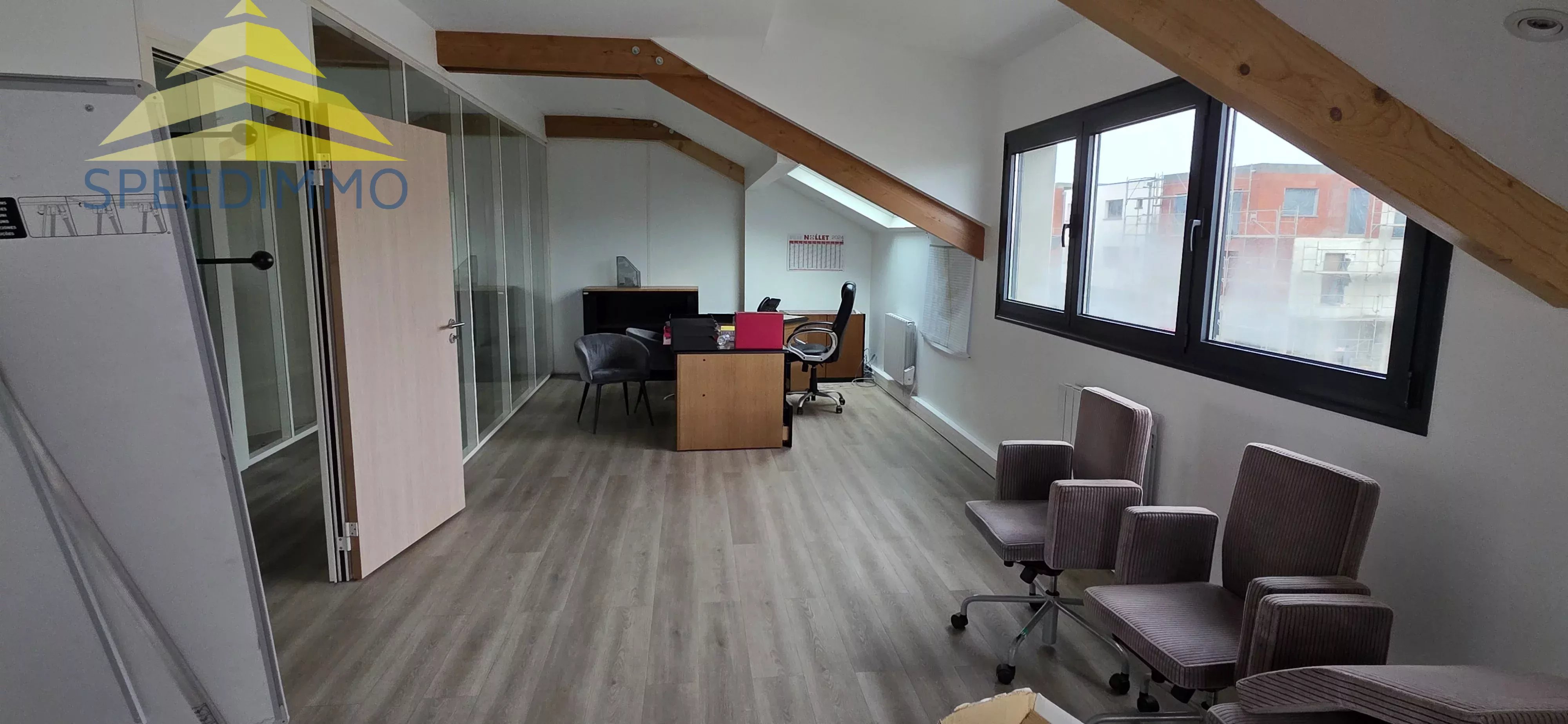 BÂTIMENT INDÉPENDANT RÉCENT (2022)