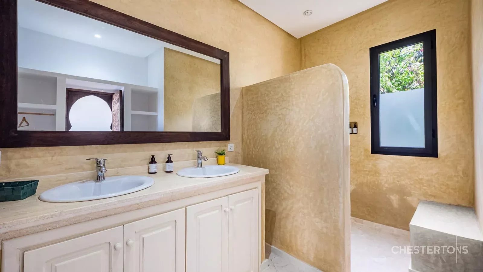 Image of Villa - 6 Bedrooms for Sale in Marrakech-Ménara-Marrakech-Morocco, Image 17