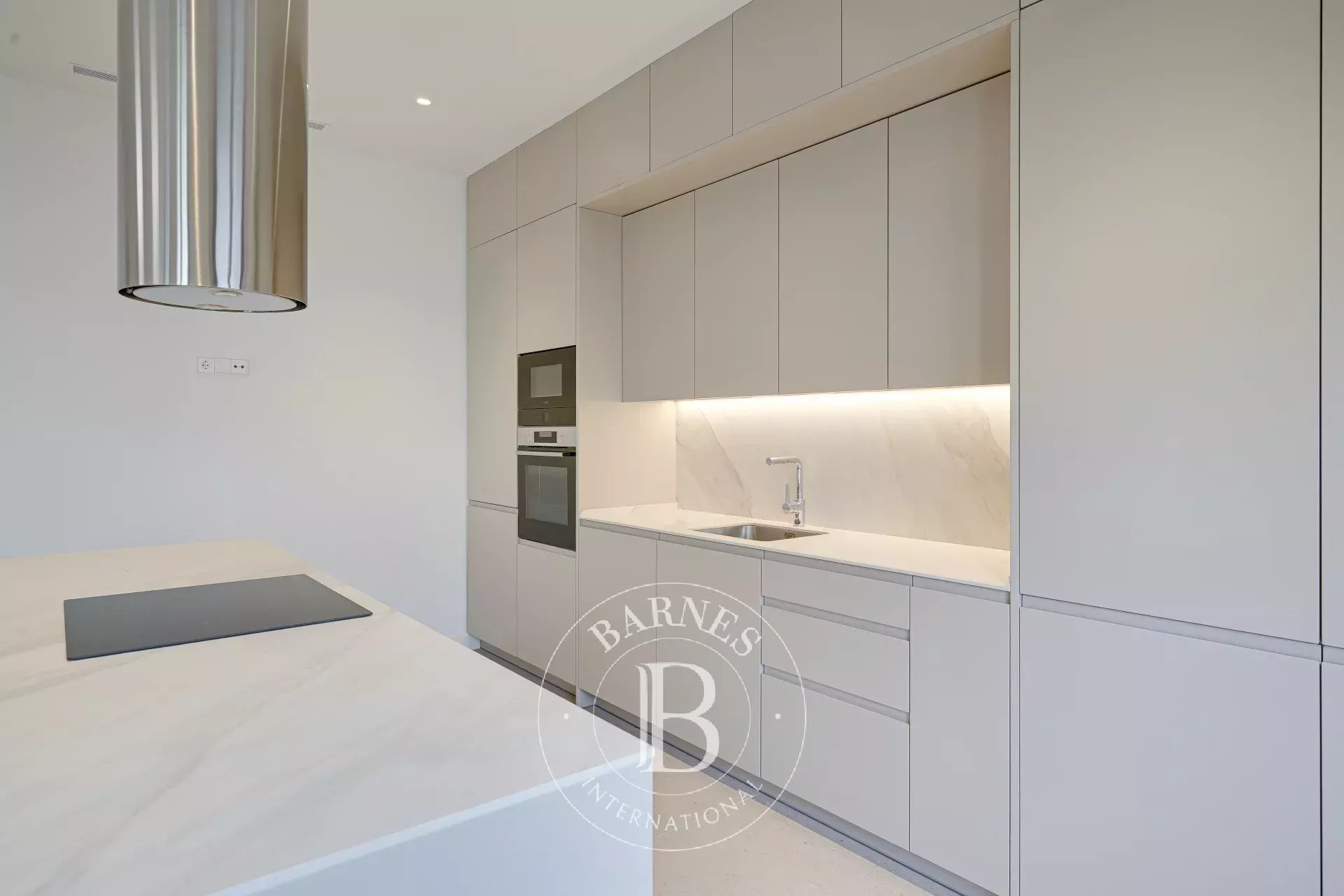 Penthouse Barcelona - picture 8