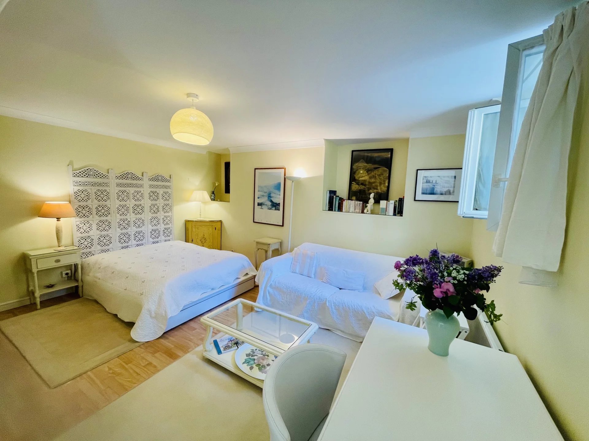 EXCLUSIVITE SUPERBE STUDIO PLEIN CENTRE VILLE