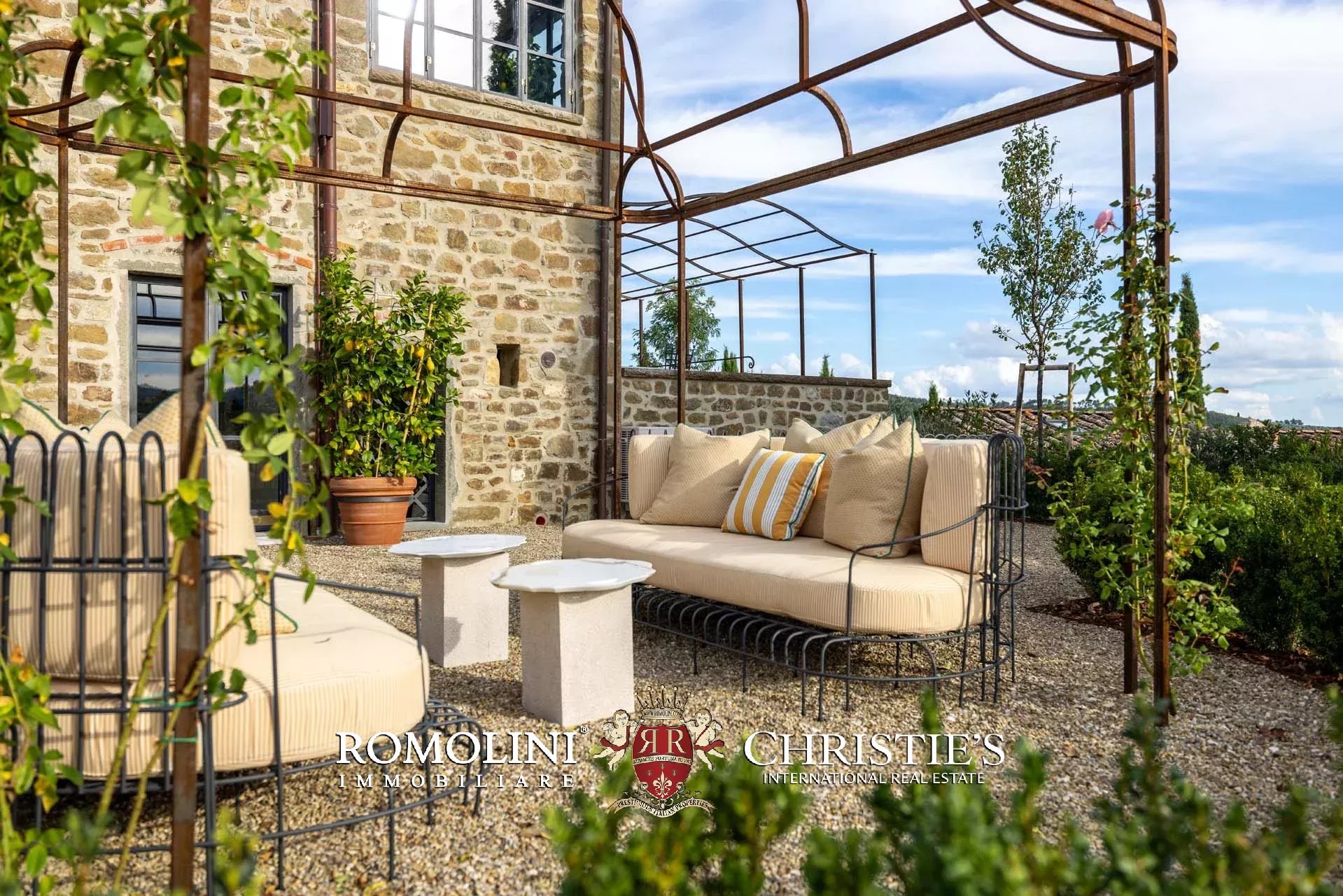 4 Bedroom Villa/Townhouse's Image 44