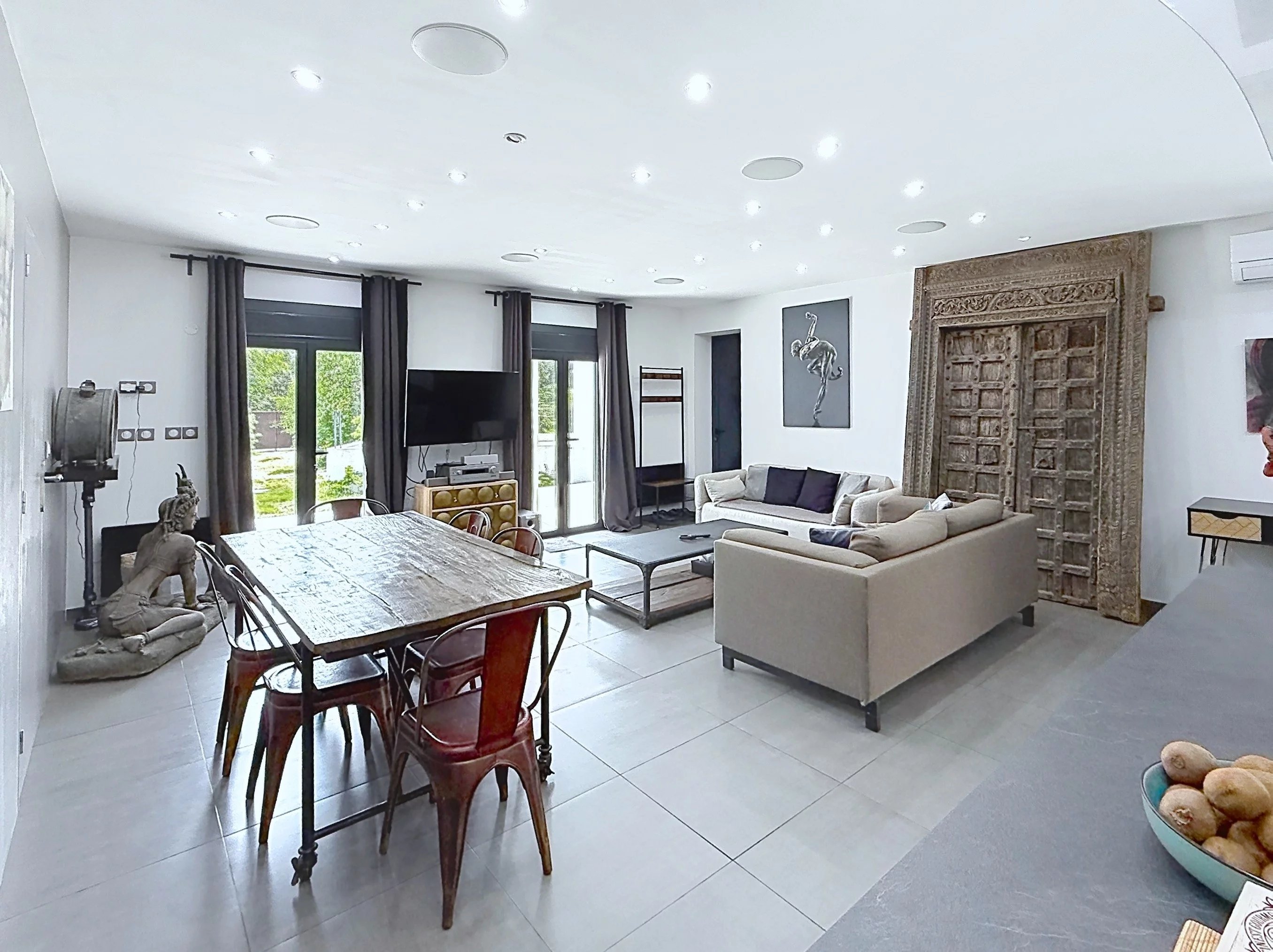 Exceptional Contemporary Estate with 3 Guest Houses
