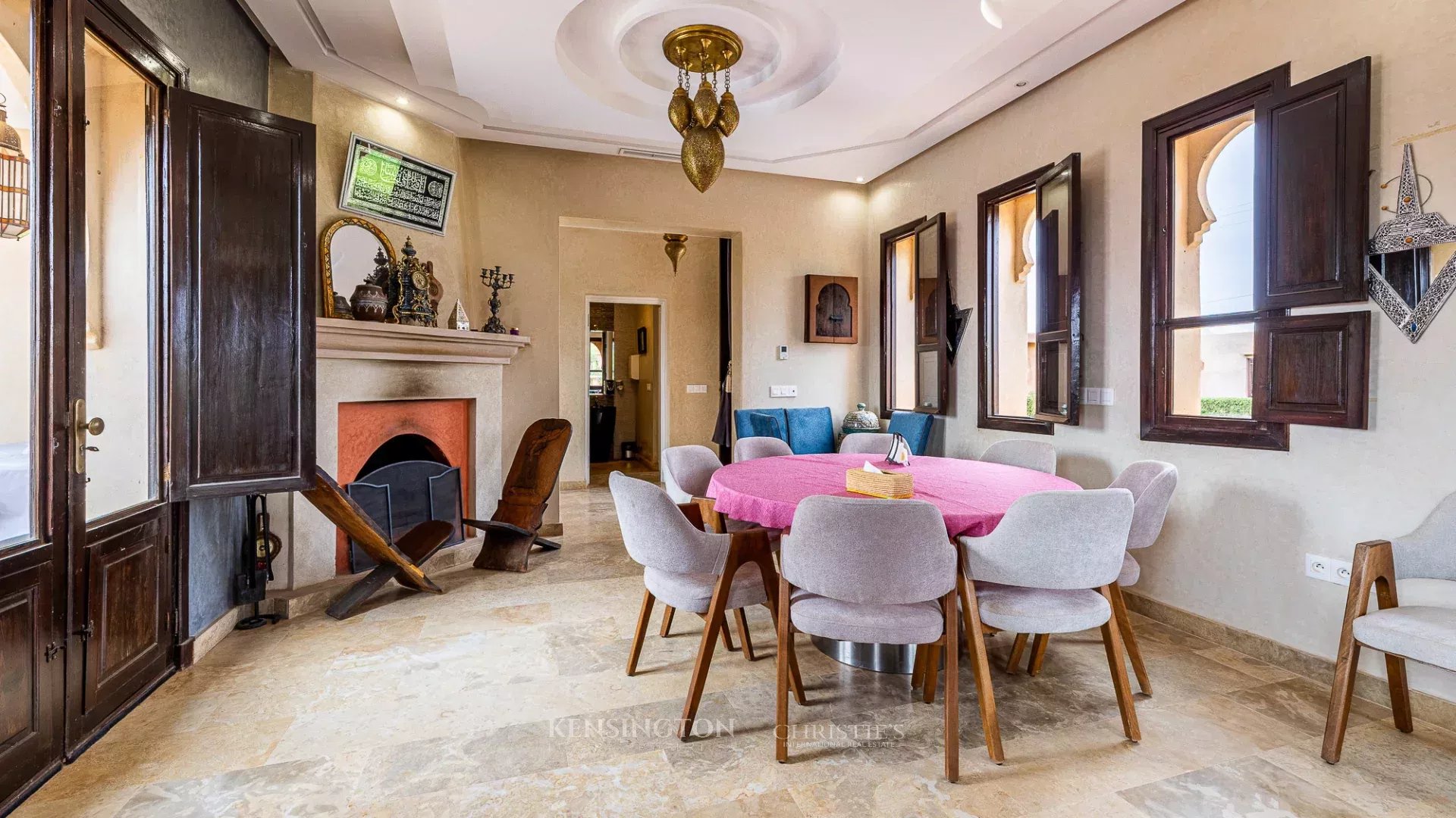 6 Bedroom Villa/Townhouse's Image 25