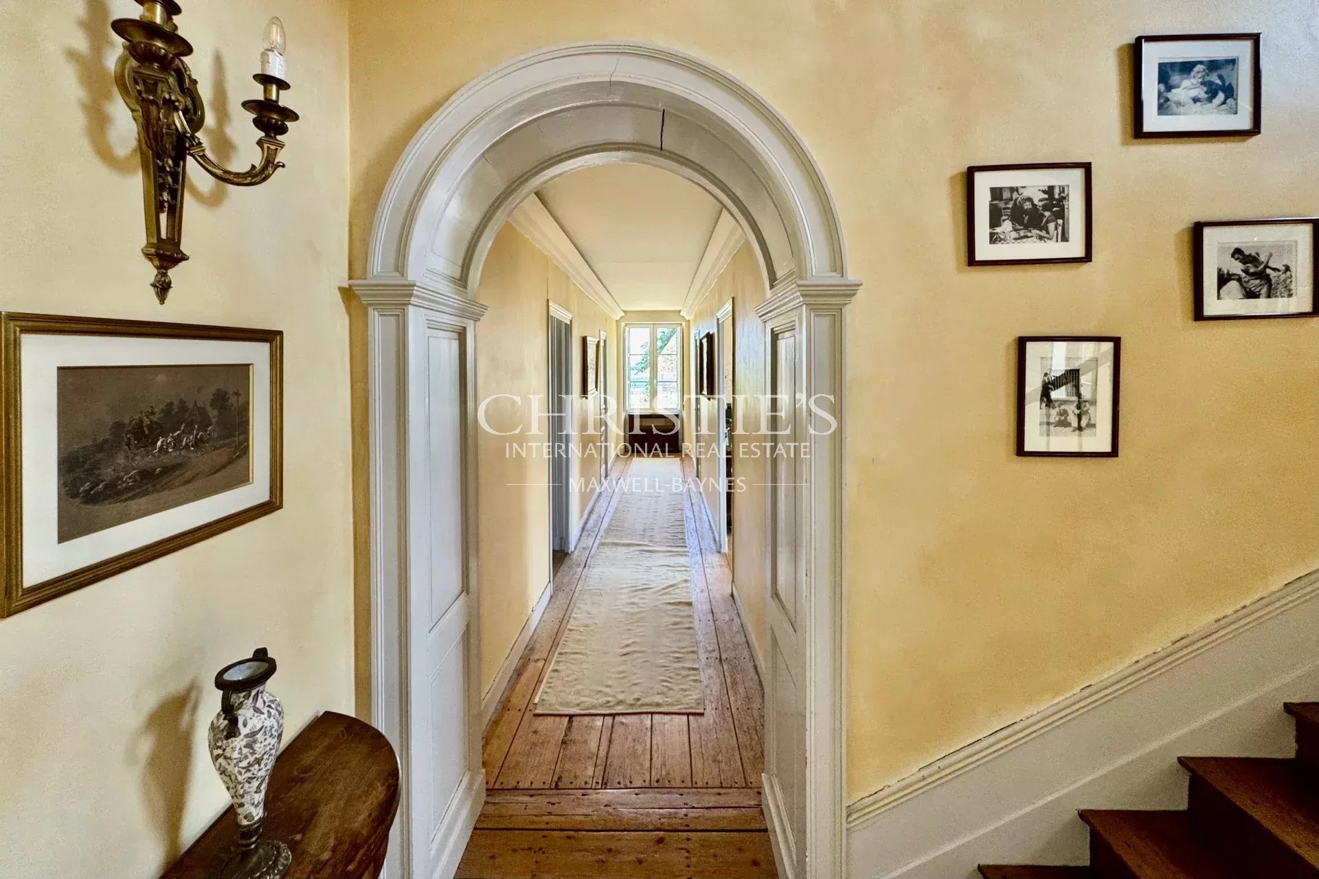 14 Bedroom Villa/Townhouse's Image 36