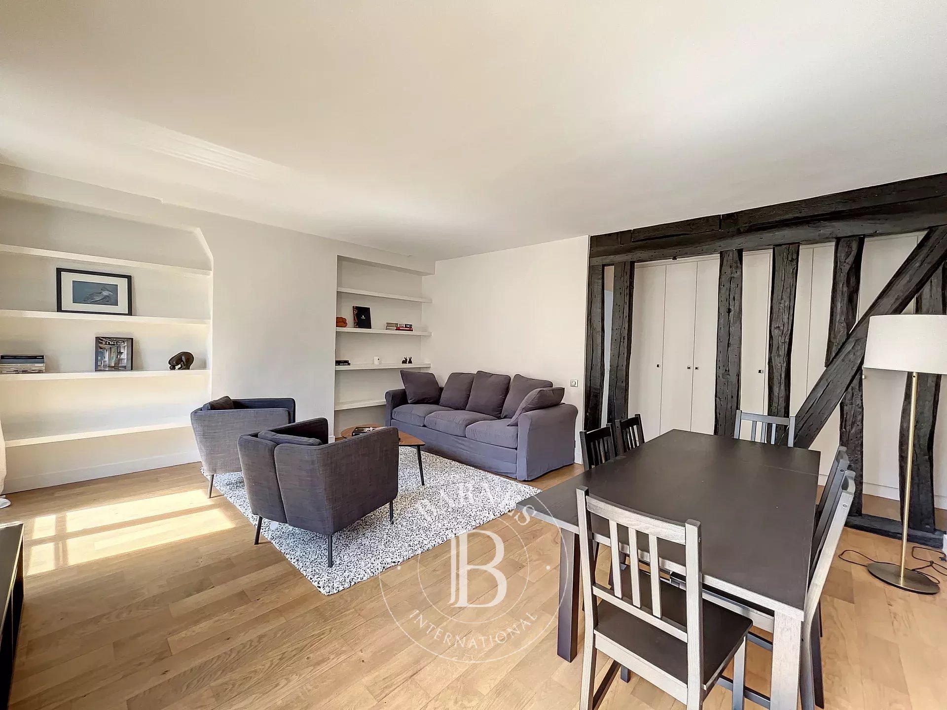 Appartement Paris 75008  -  ref 84912236 (picture 1)
