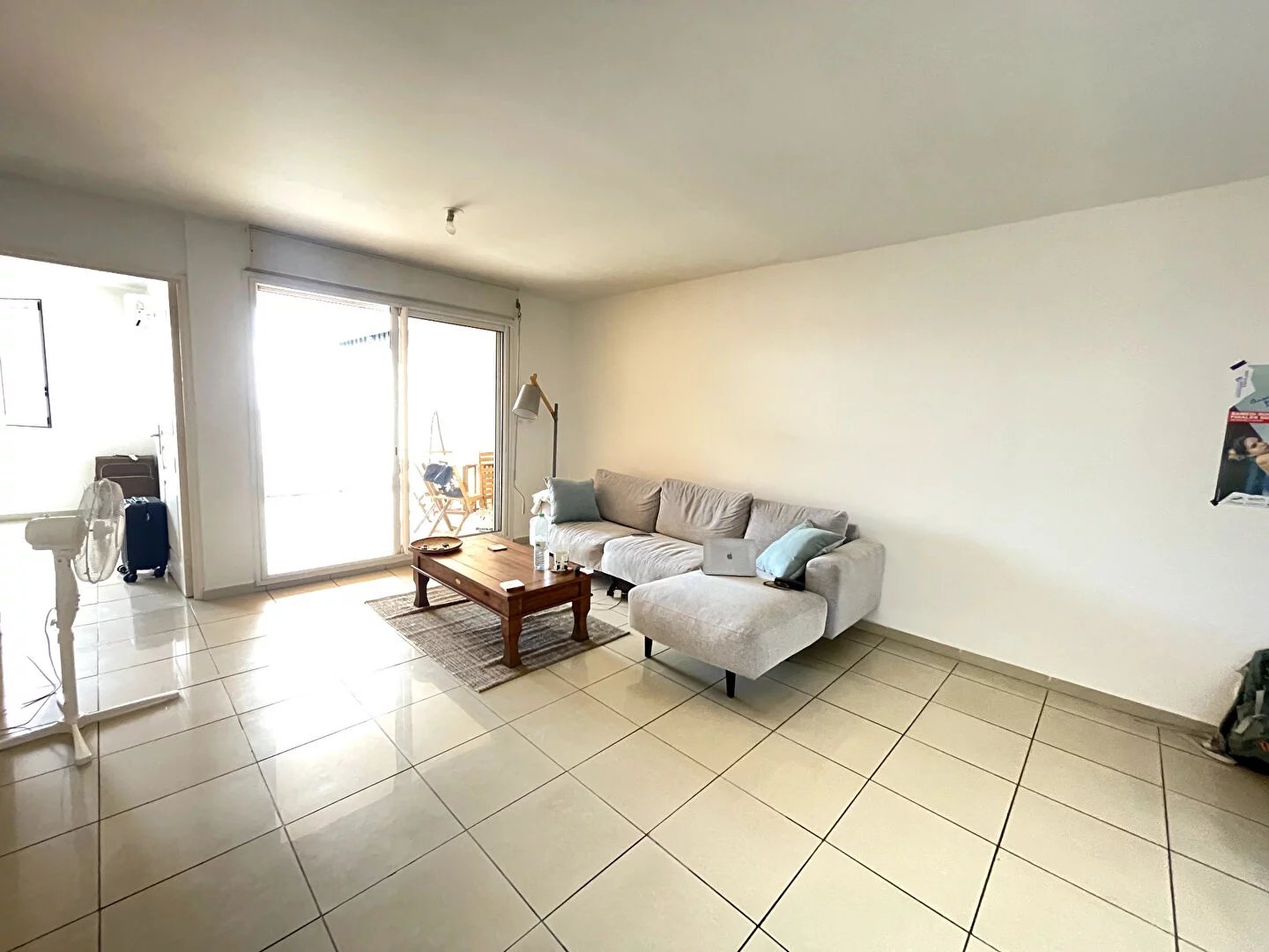 A VENDRE - SAINT-DENIS - BELLEPIERRE - Appartement T2  avec terrasse de 27m2