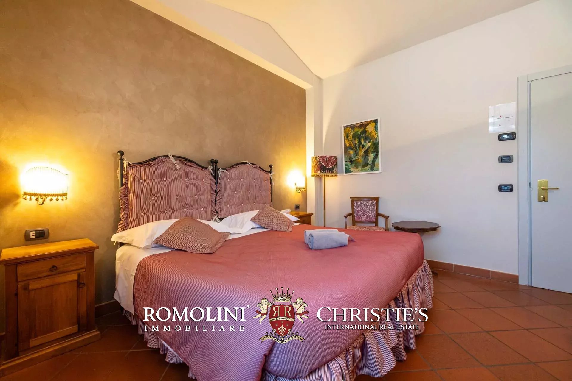 63 Bedroom Villa/Townhouse's Image 64