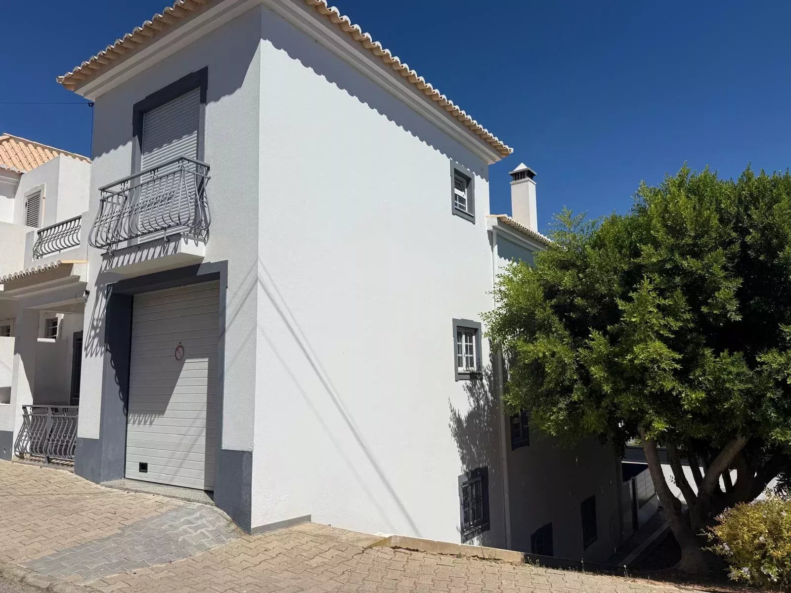 Double house, T6 with seperate rental options 86207624 image 1