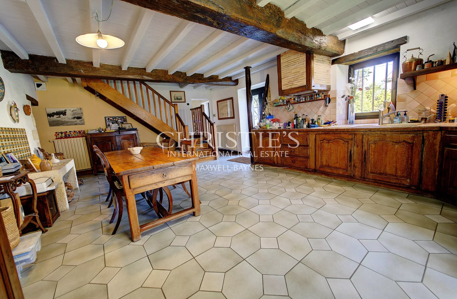 8 Bedroom Villa/Townhouse's Image 15