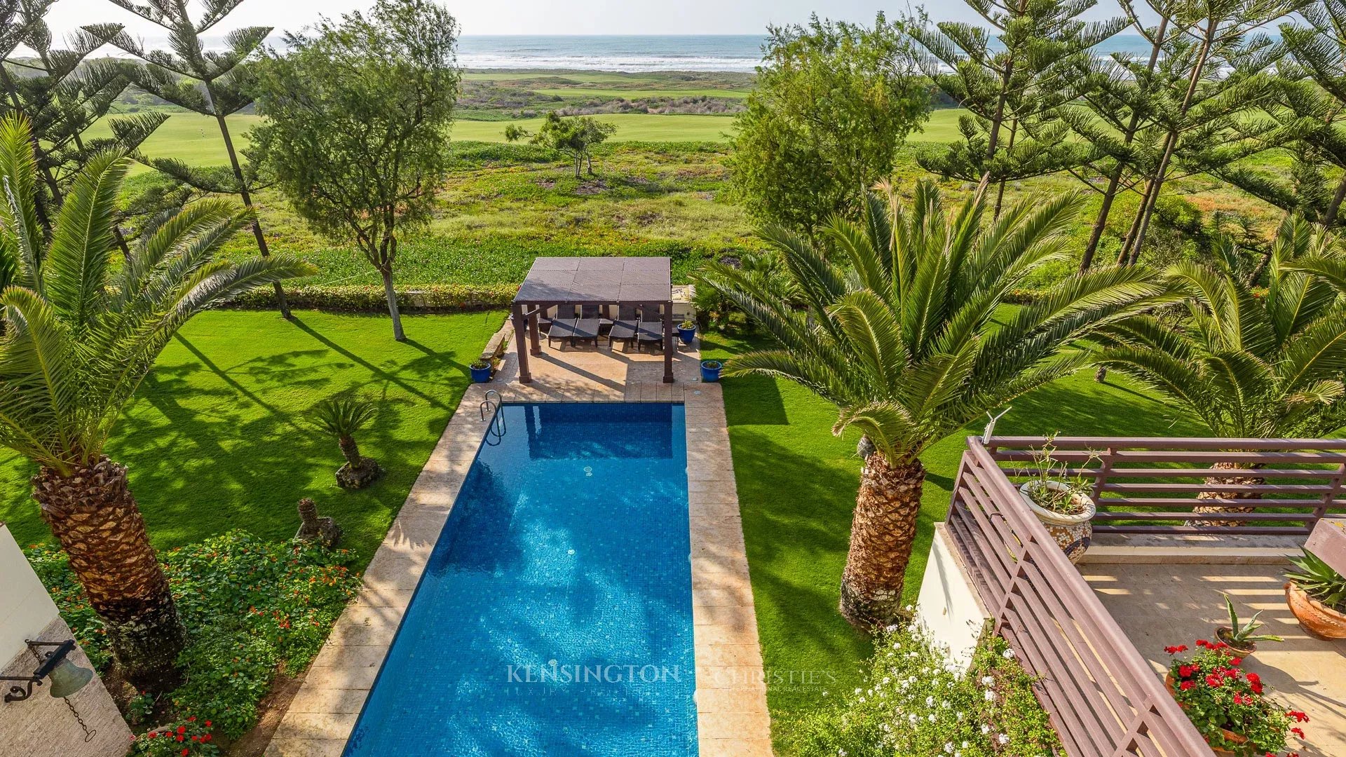 5 Bedroom Villa/Townhouse's Image 24
