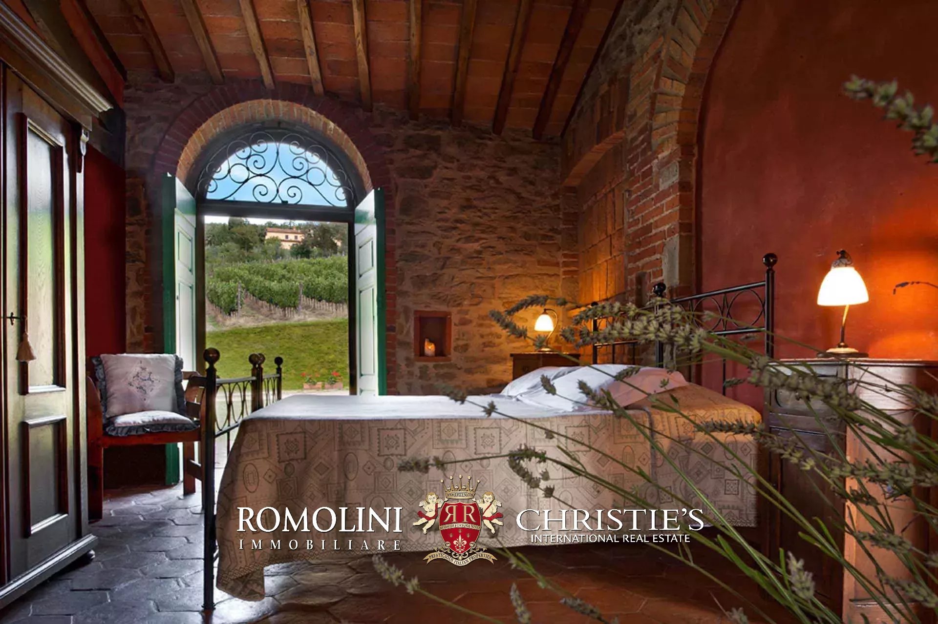 16 Bedroom Vineyard's Image 69