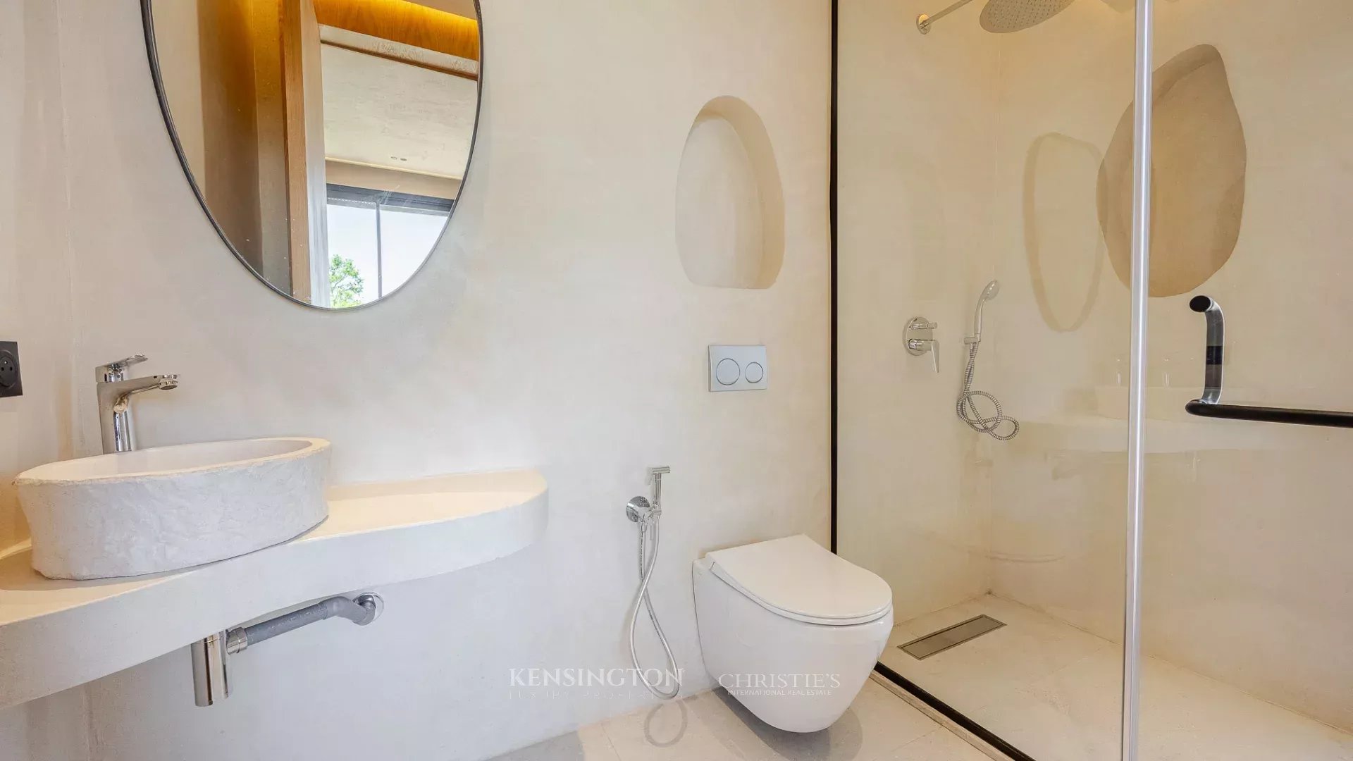 5 Bedroom Villa/Townhouse's Image 22