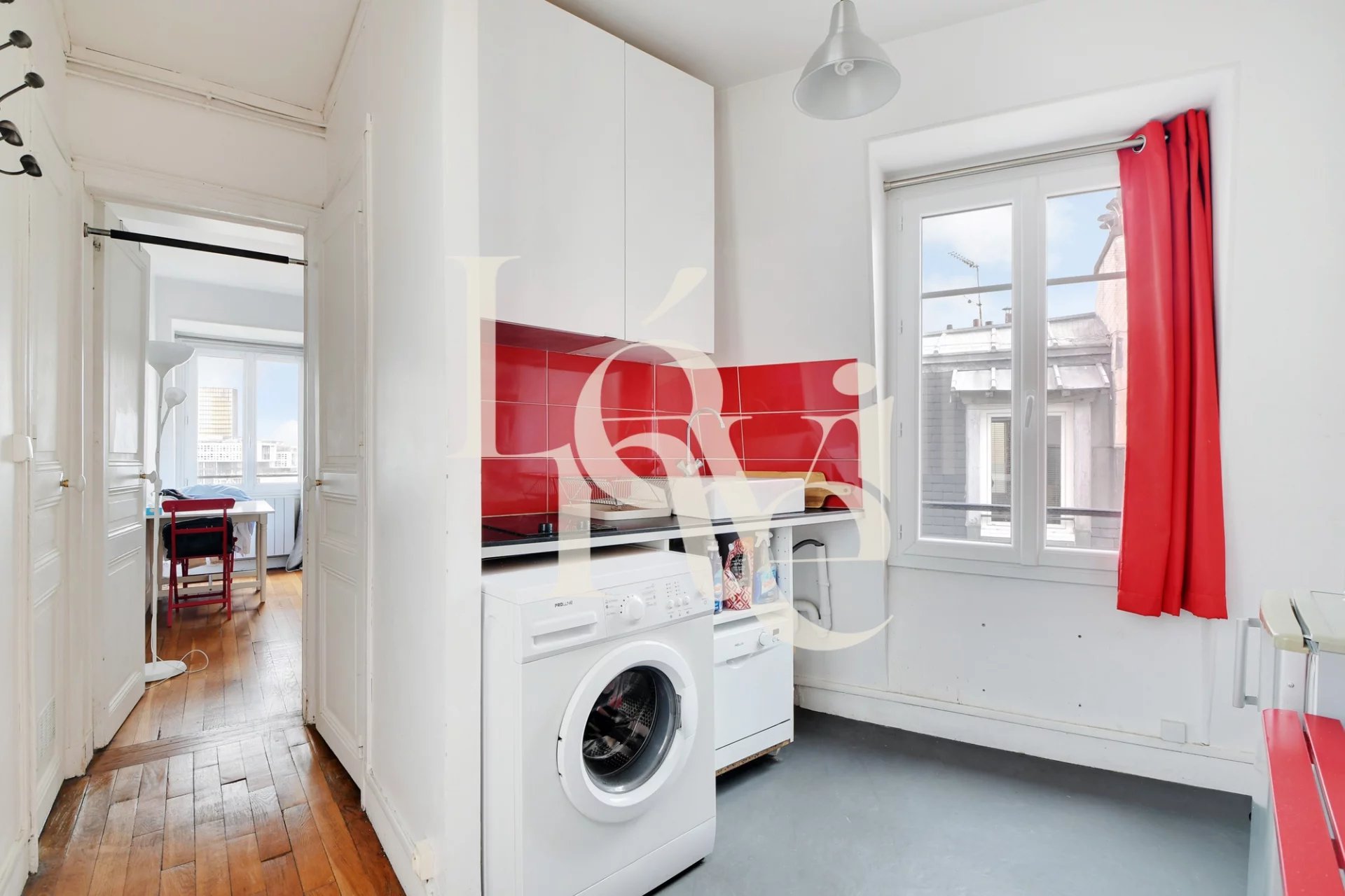 Studio dernier étage avec vue dégagée  - 21m2 - 75013 Paris