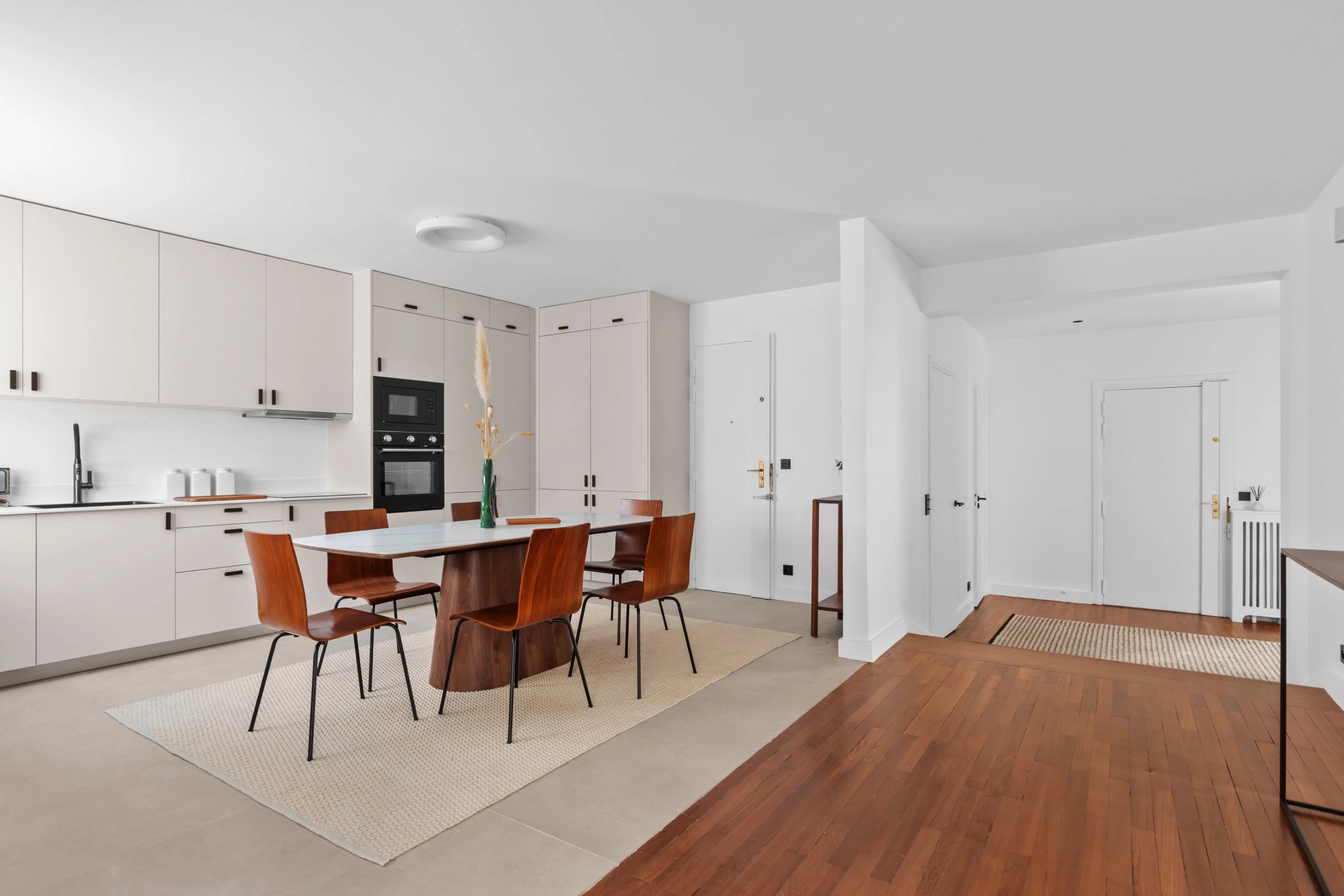 3 Bedroom Apartment/Flat's Image 4