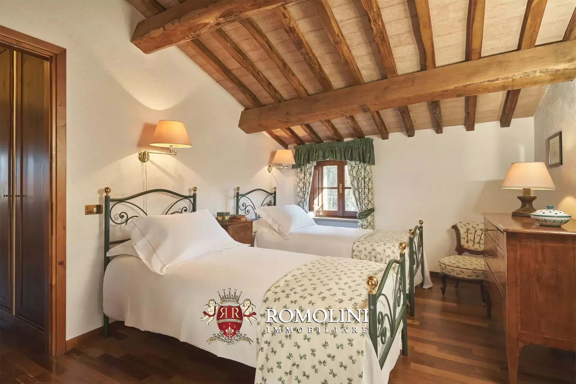 15 Bedroom Villa/Townhouse's Image 91