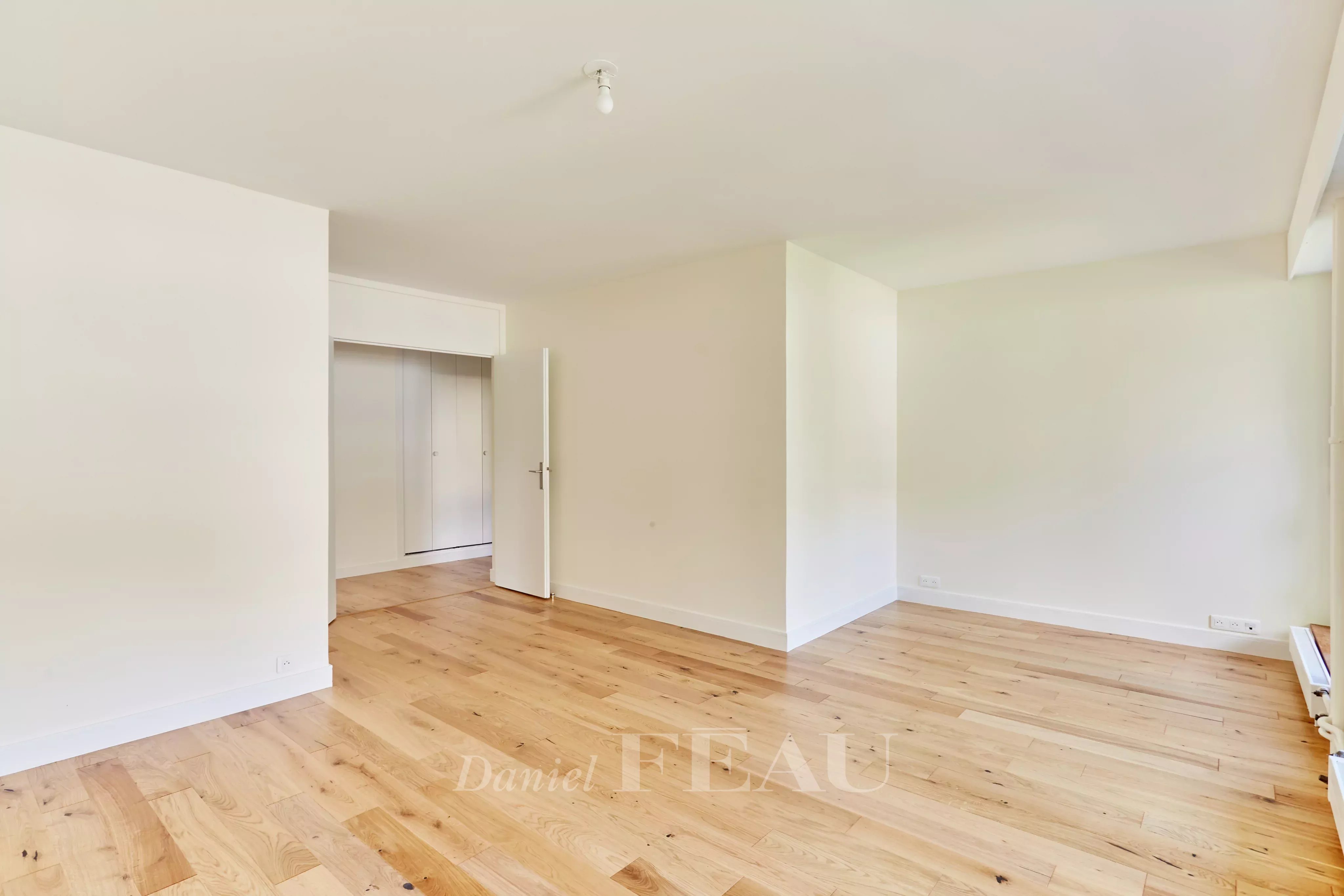Location Appartement Paris 14ème